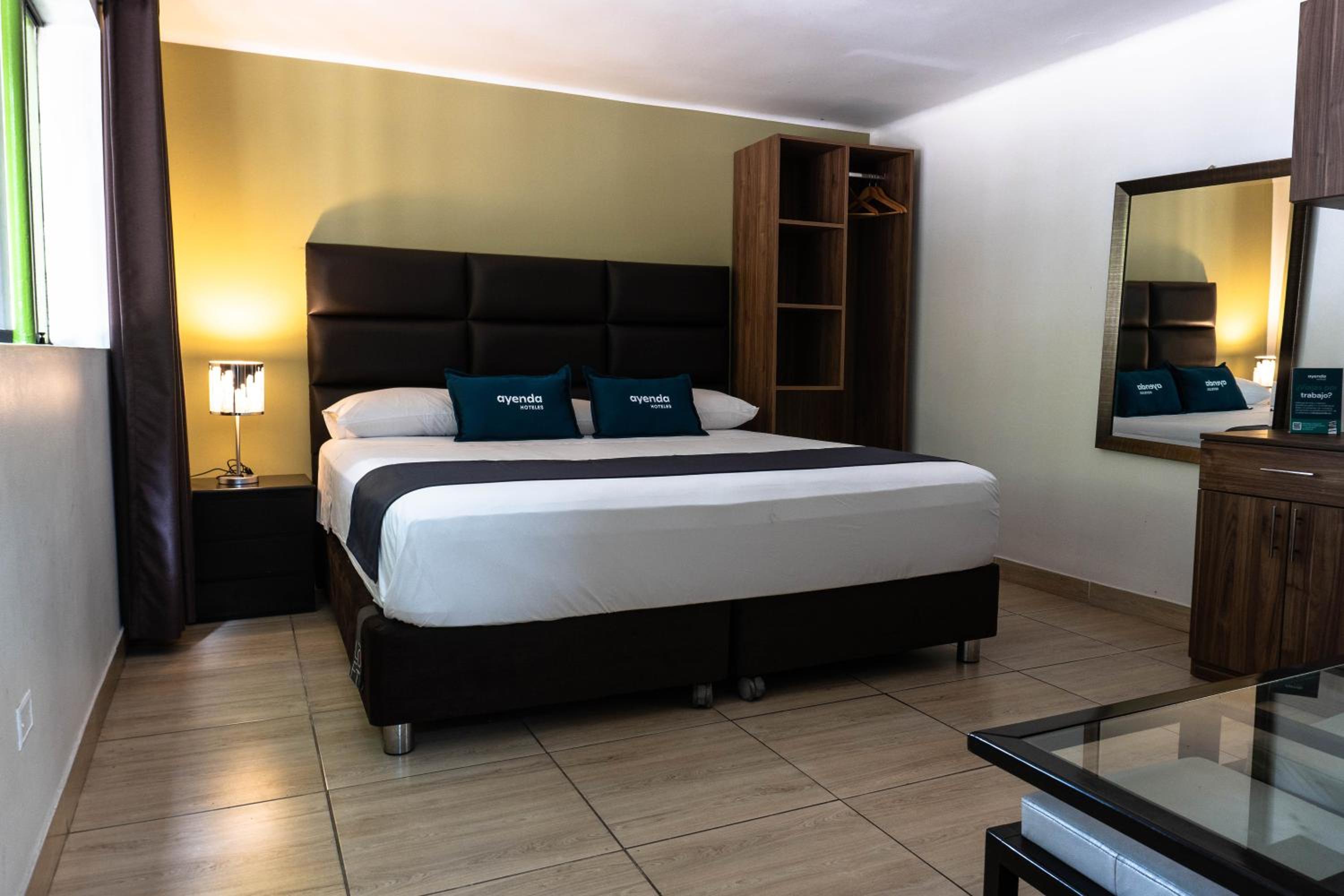 Superior King Suite
