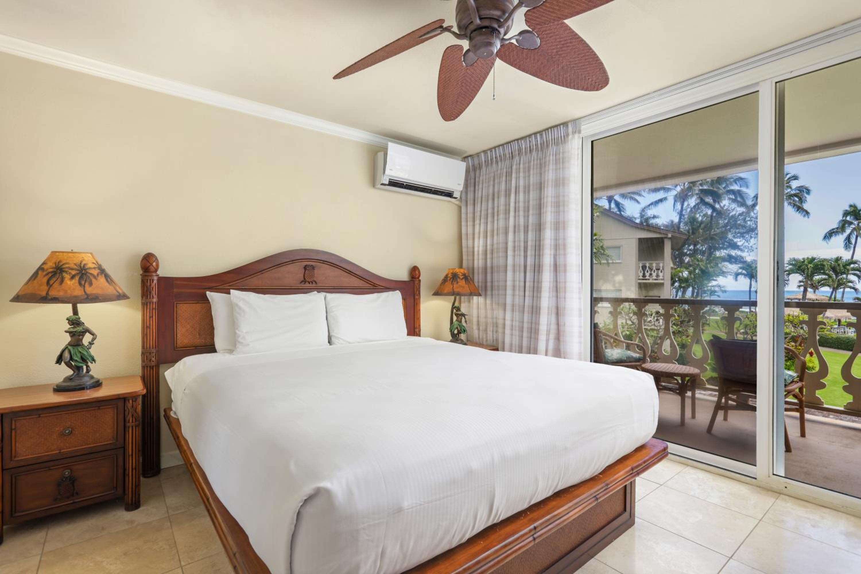 One Bedroom Panoramic Ocean View Suite