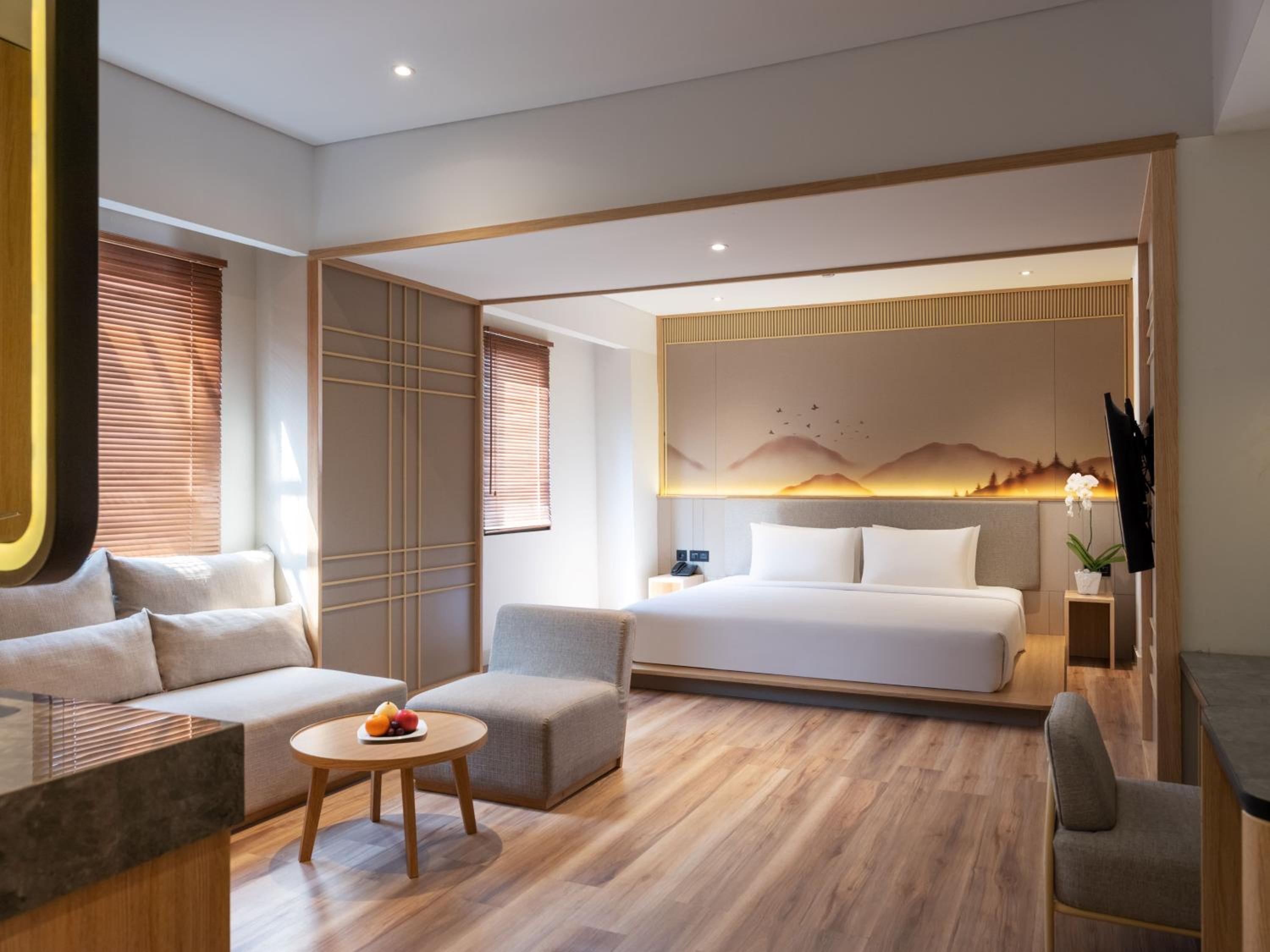 King Suite - Photo 1