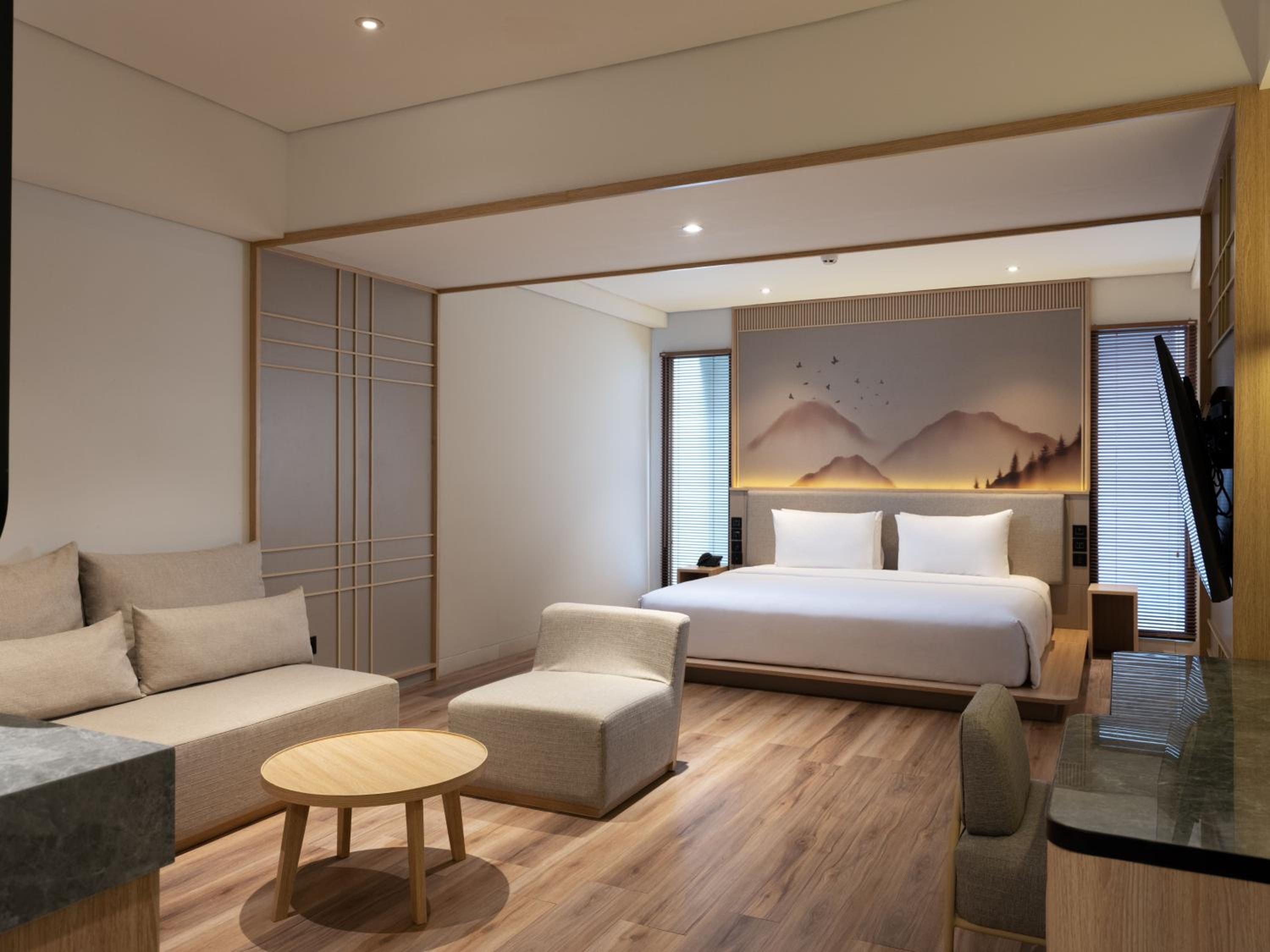 King Suite - Photo 4