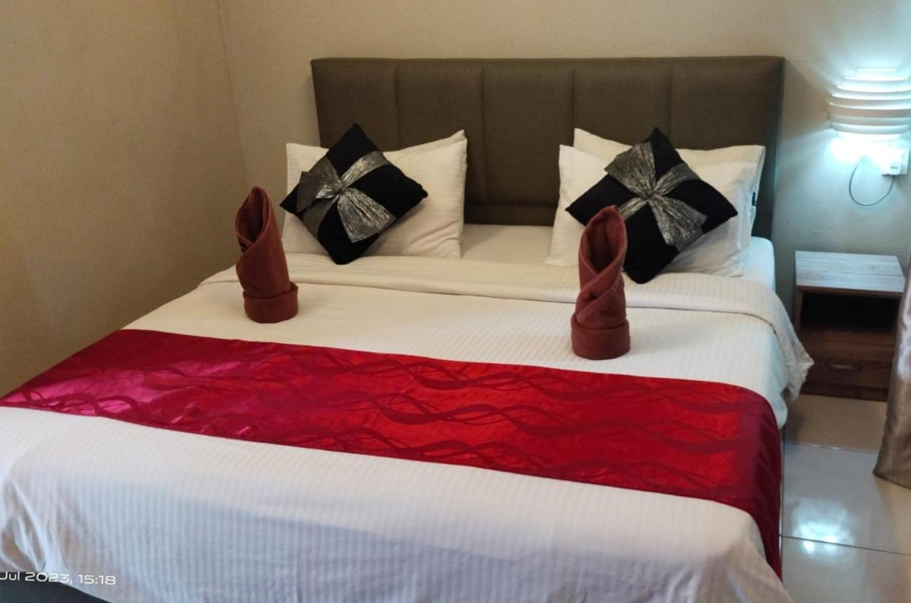 Double Room with Balcony photo 3