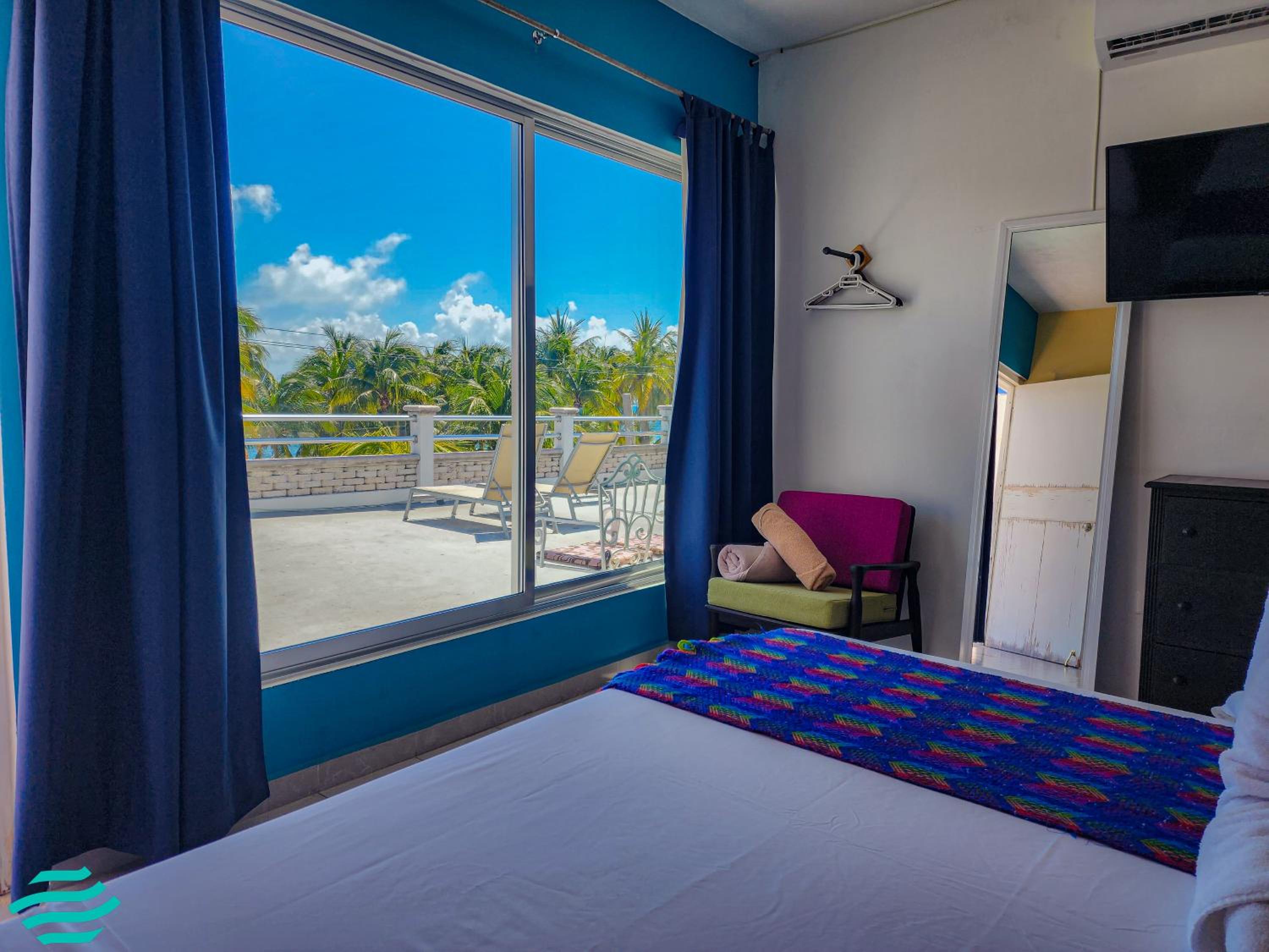 Double Room with Terrace - Photo 22