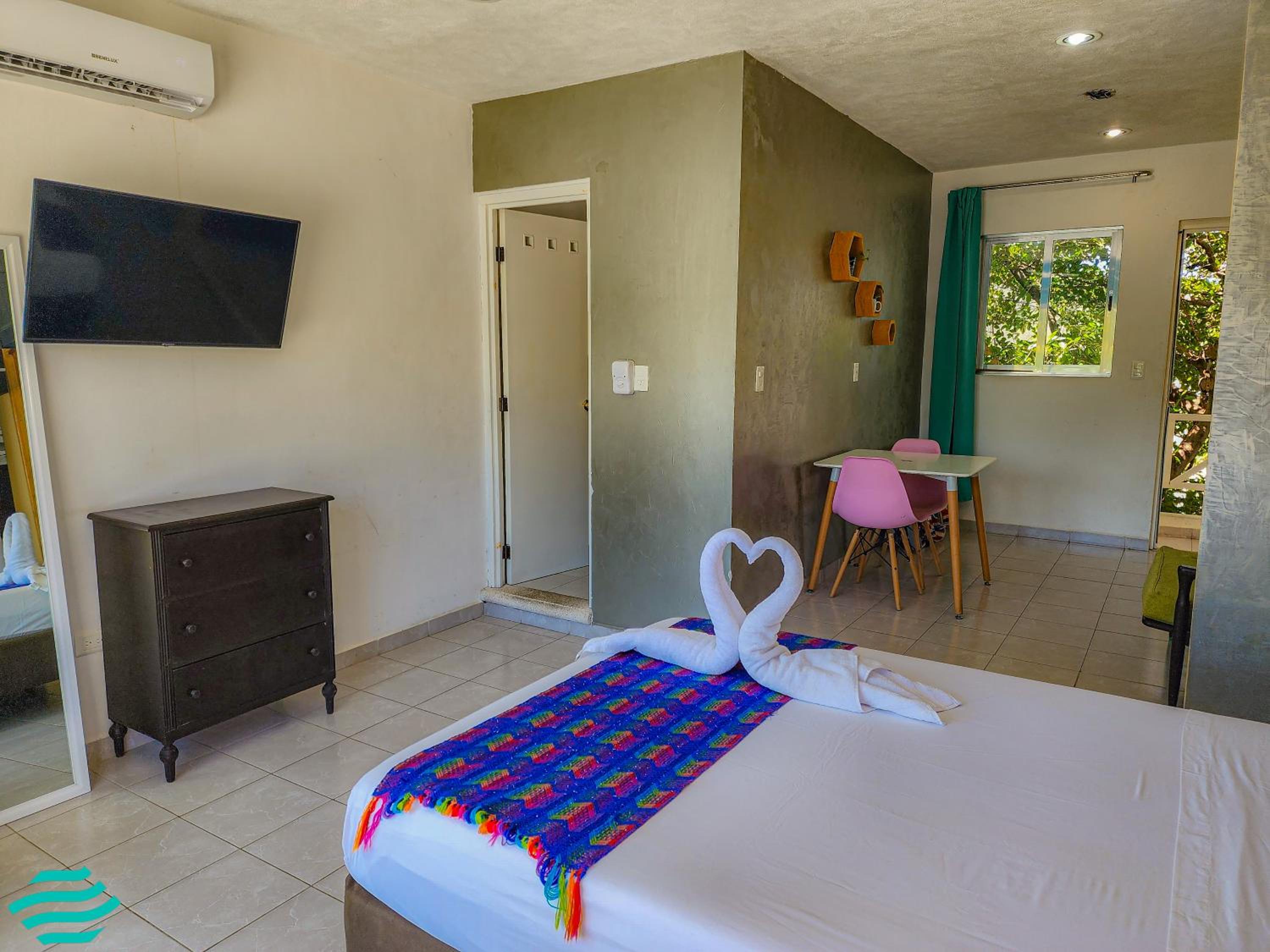 Double Room with Terrace - Photo 11