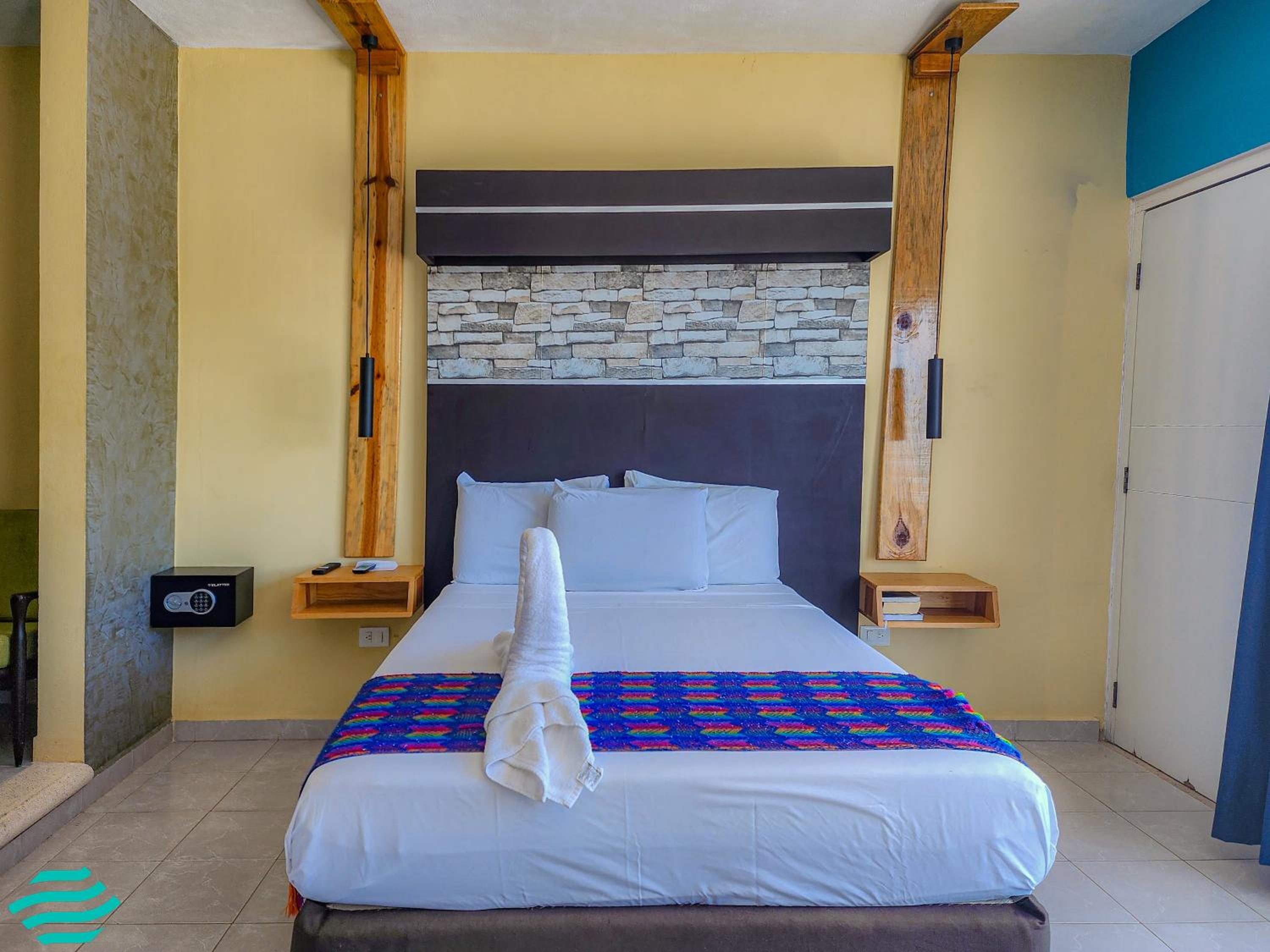 Double Room with Terrace - Photo 8