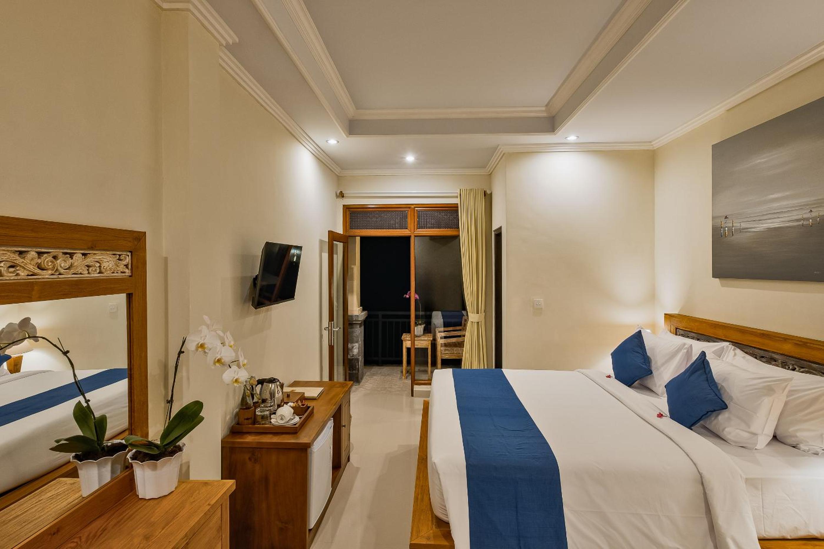 Deluxe Double Room - Photo 17