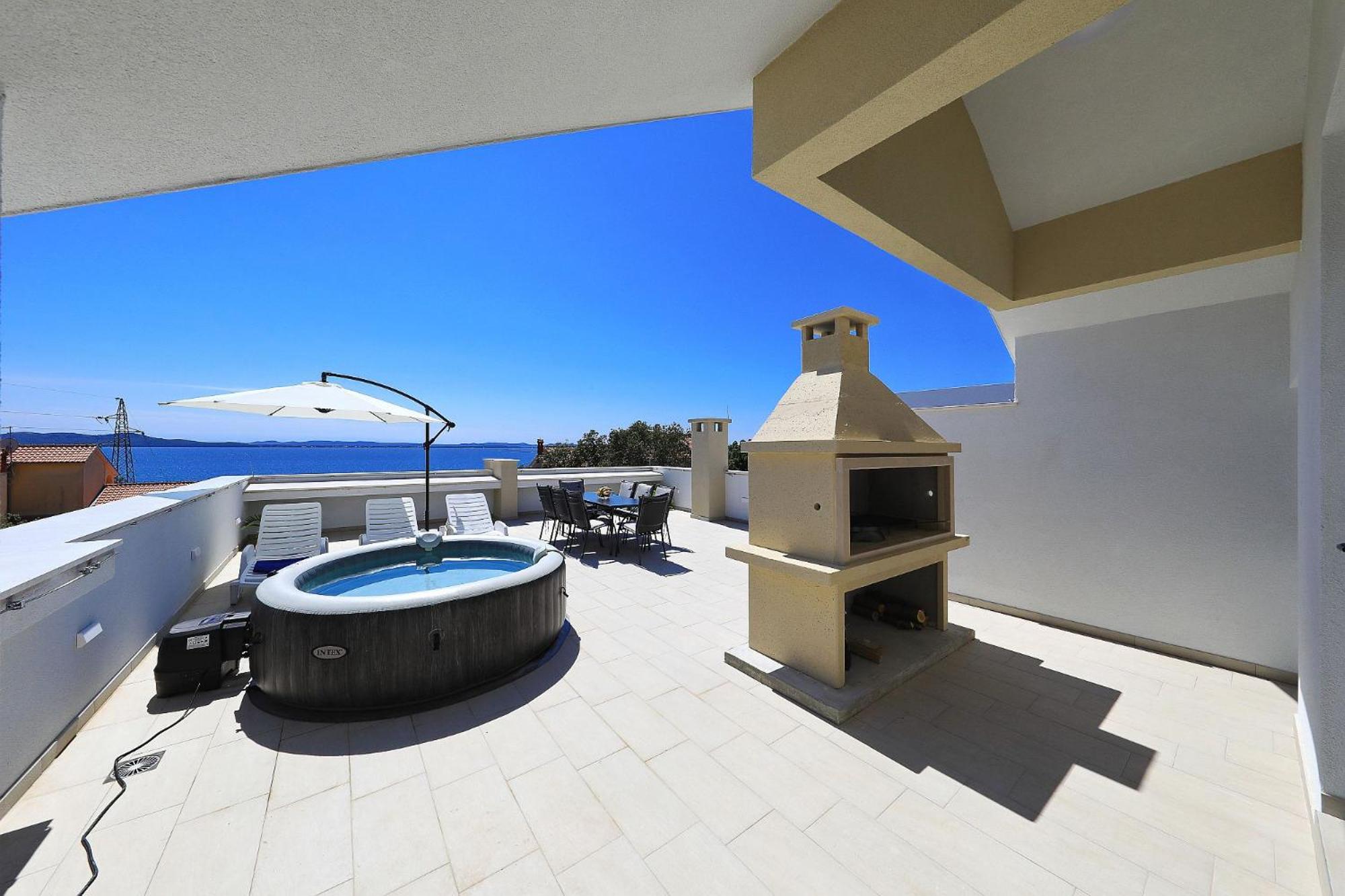 Apartment with Terrace photo 2