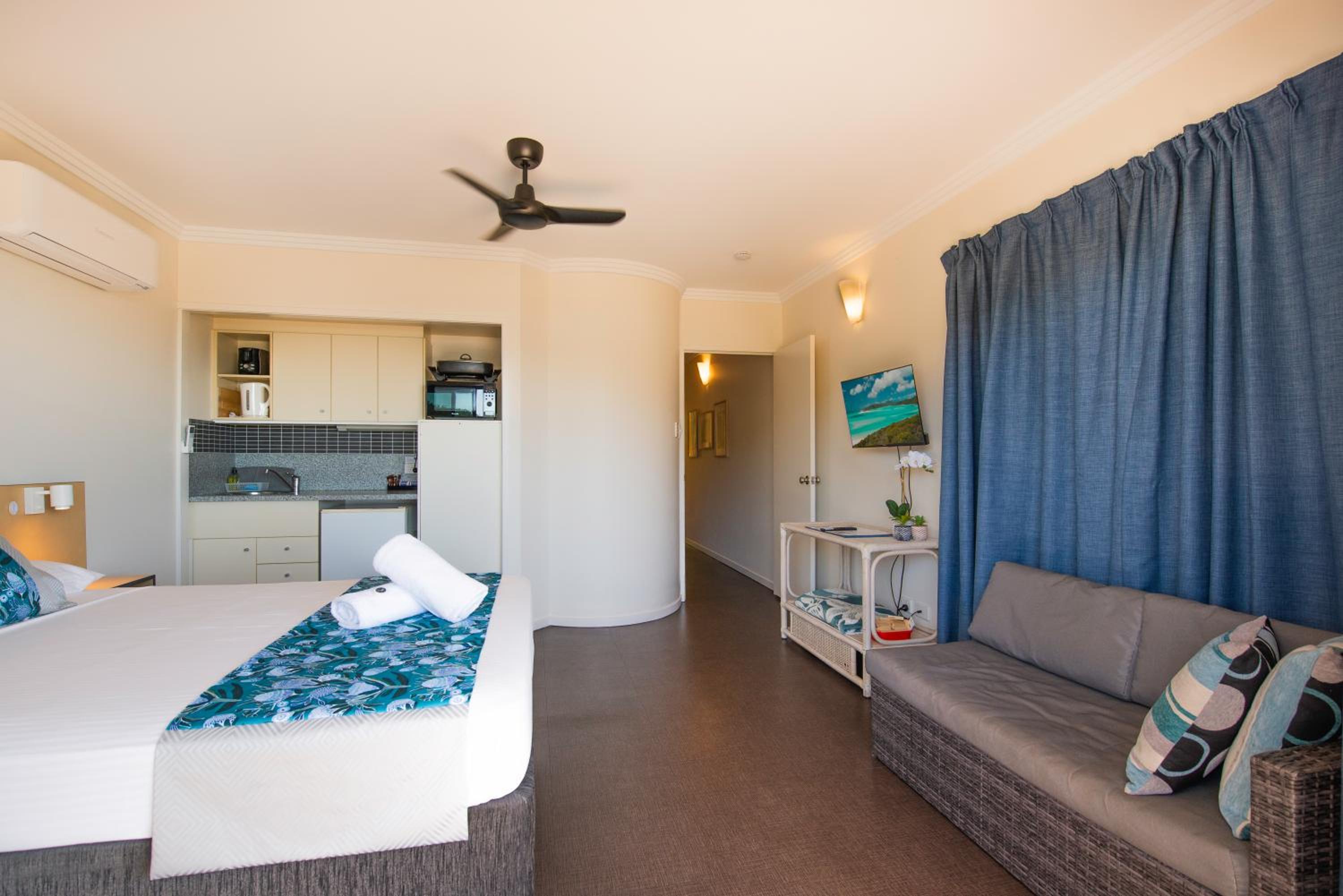 Sea View Studio Suite photo 3