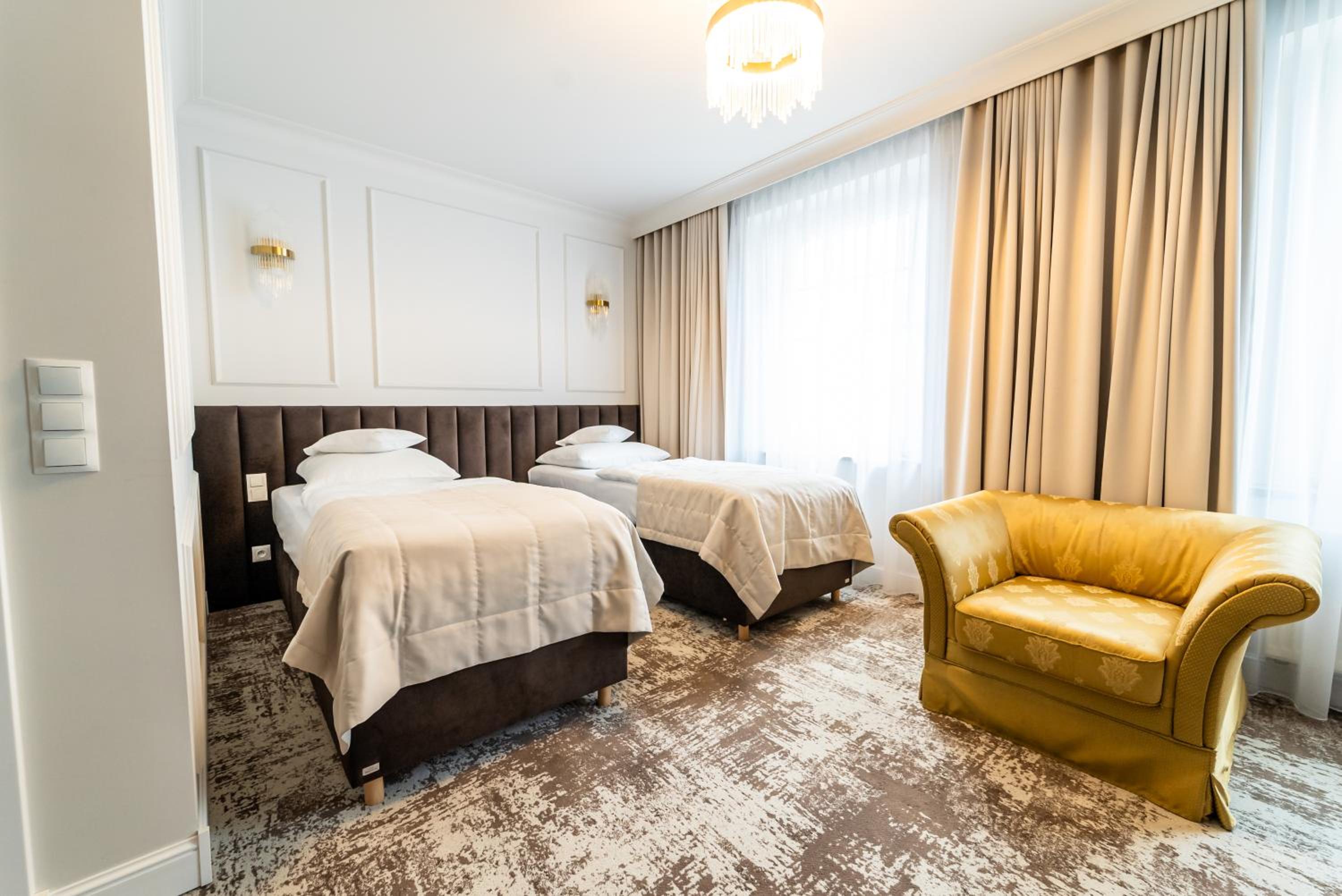 Standard Double Room - Photo 1