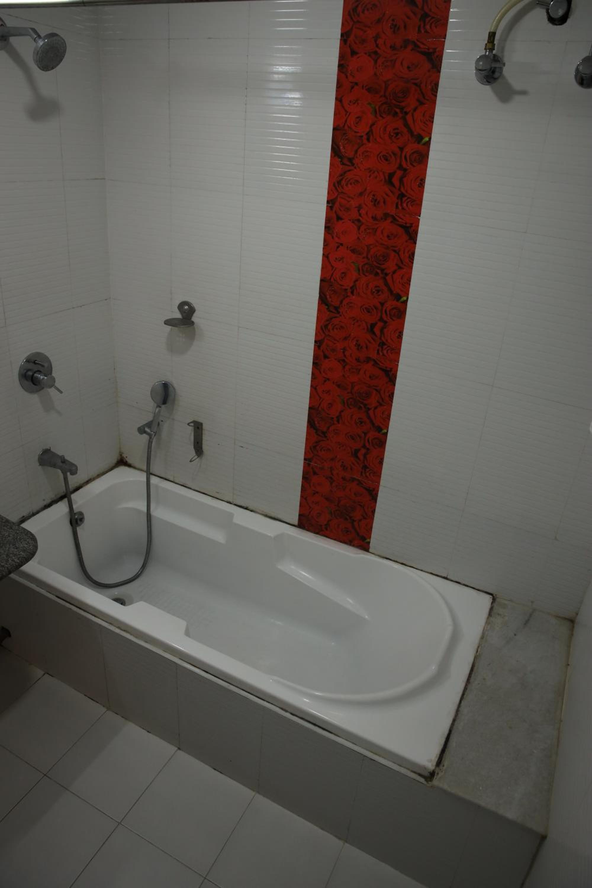 Deluxe Queen Room - Photo 23