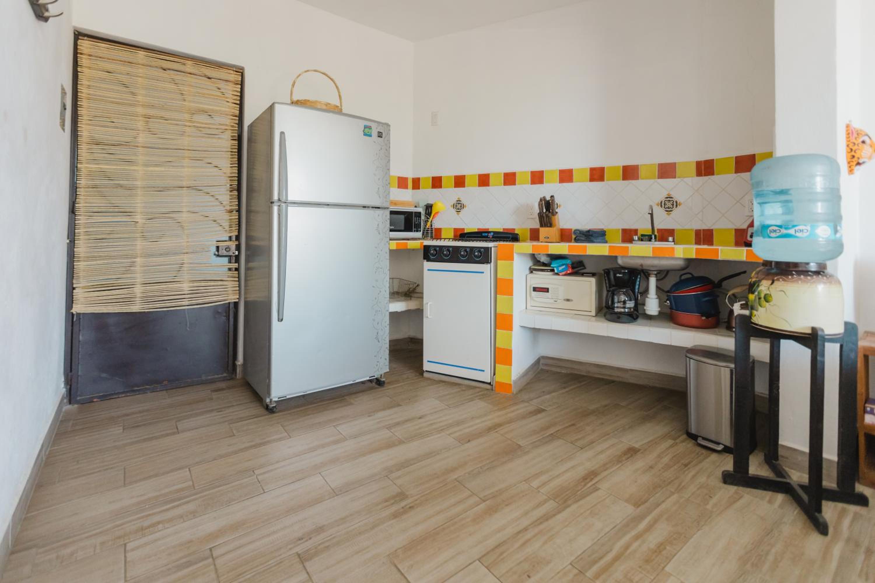 Studio Apartment photo 3