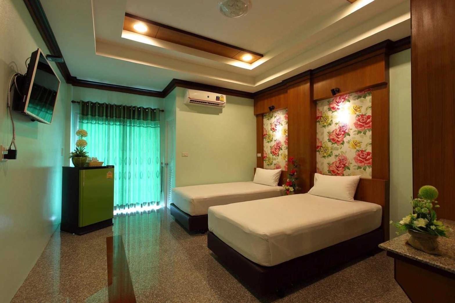 Standard Twin Room photo 3