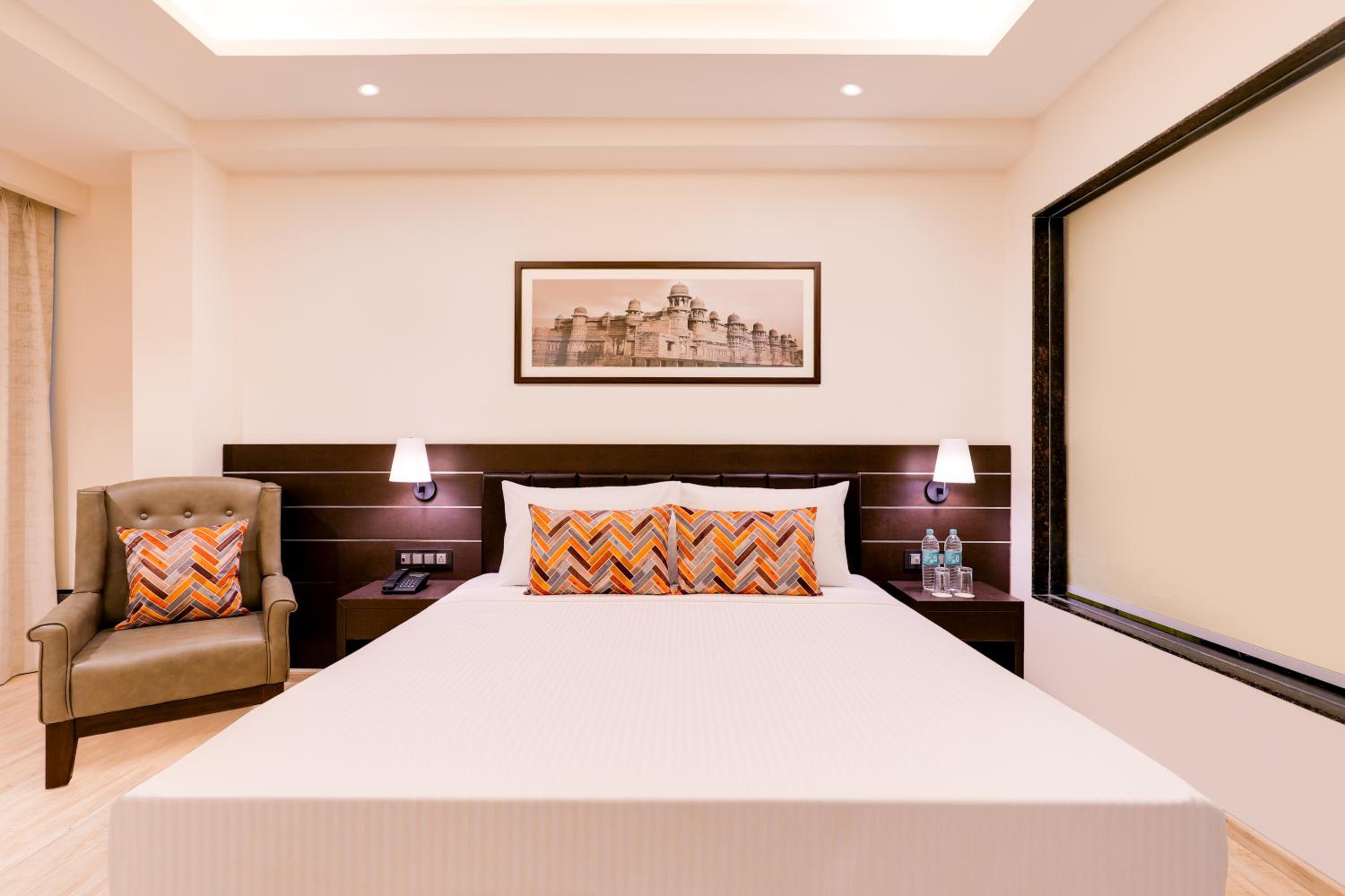 Superior King Room - Photo 6