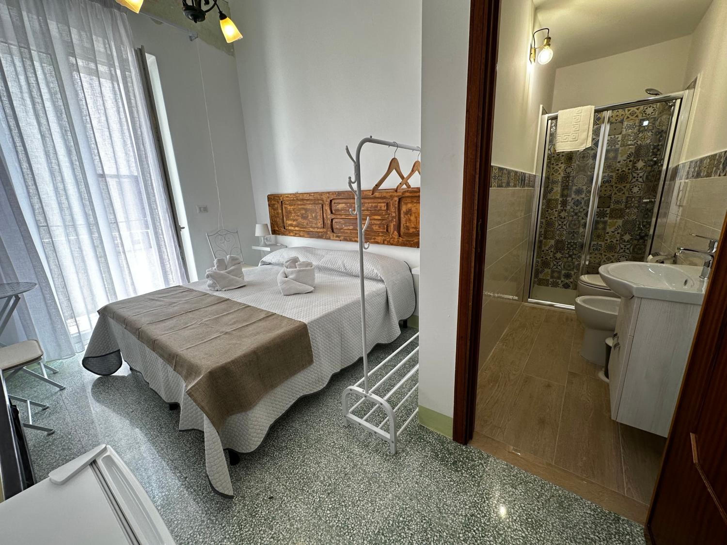 Double Room with Private Bathroom