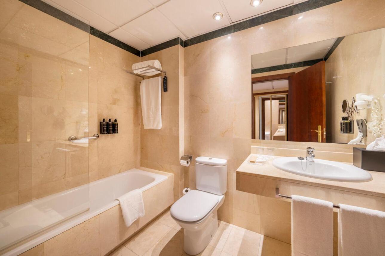 Single Room photo 2