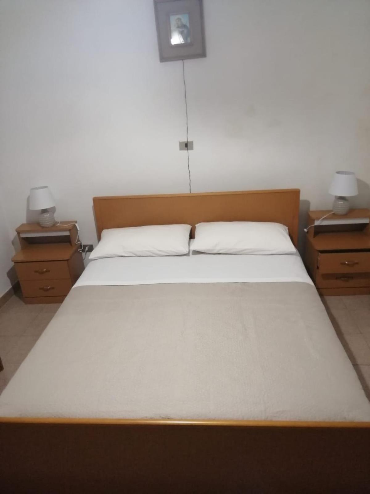 Large Double Room photo 1