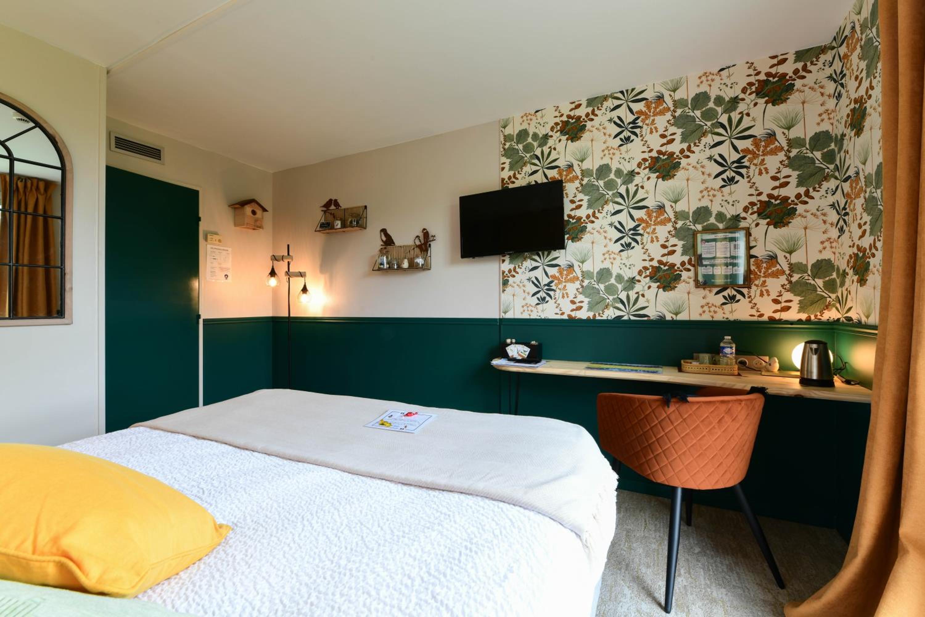 Deluxe Double Room with Shower photo 1