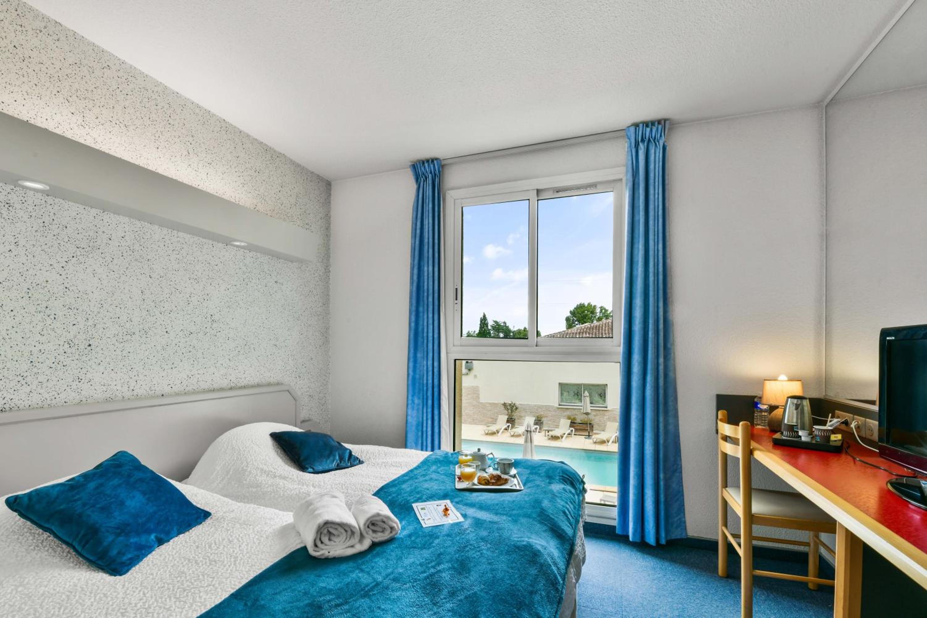 Standard Twin Room photo 3