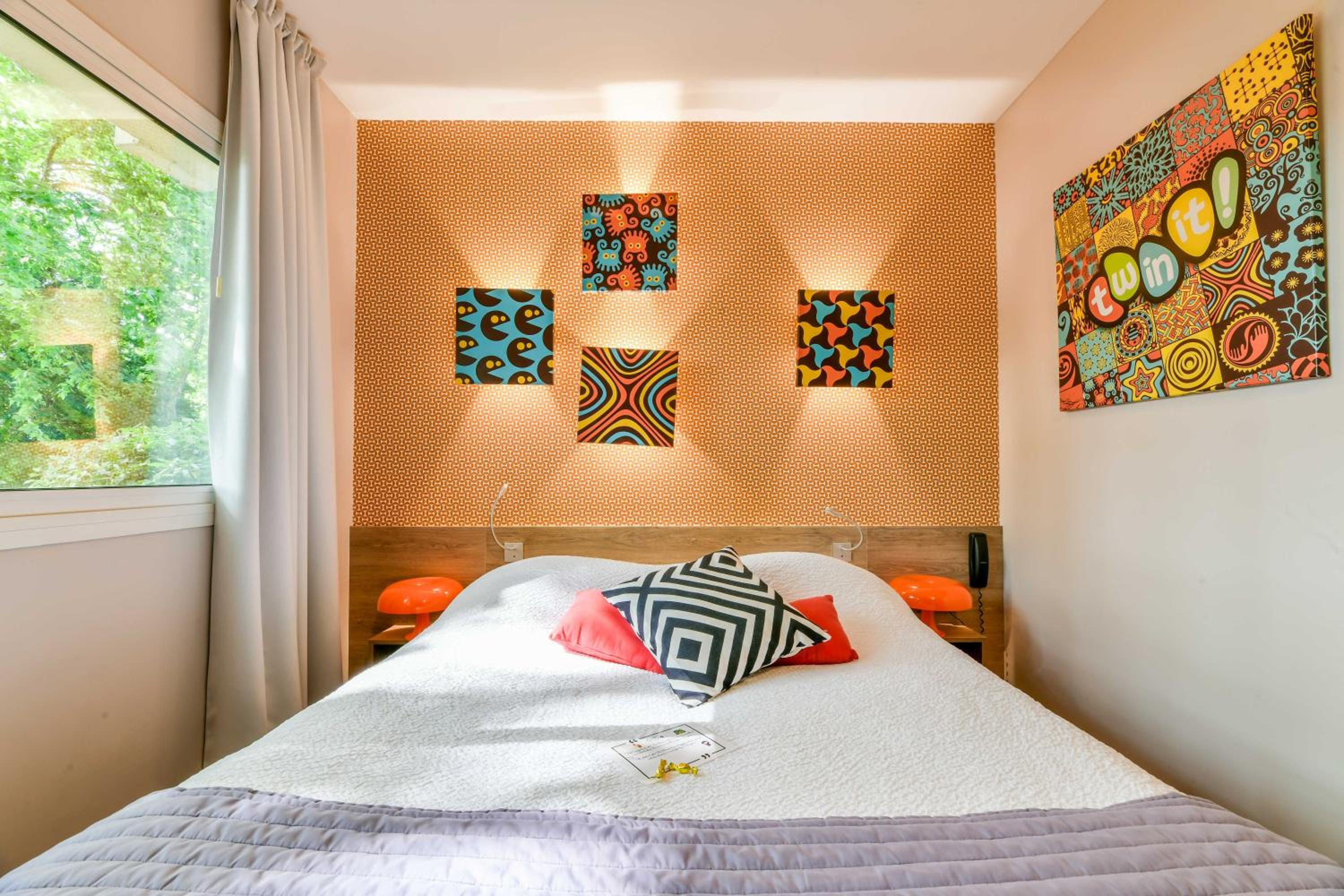 Deluxe Double Room with Shower photo 3