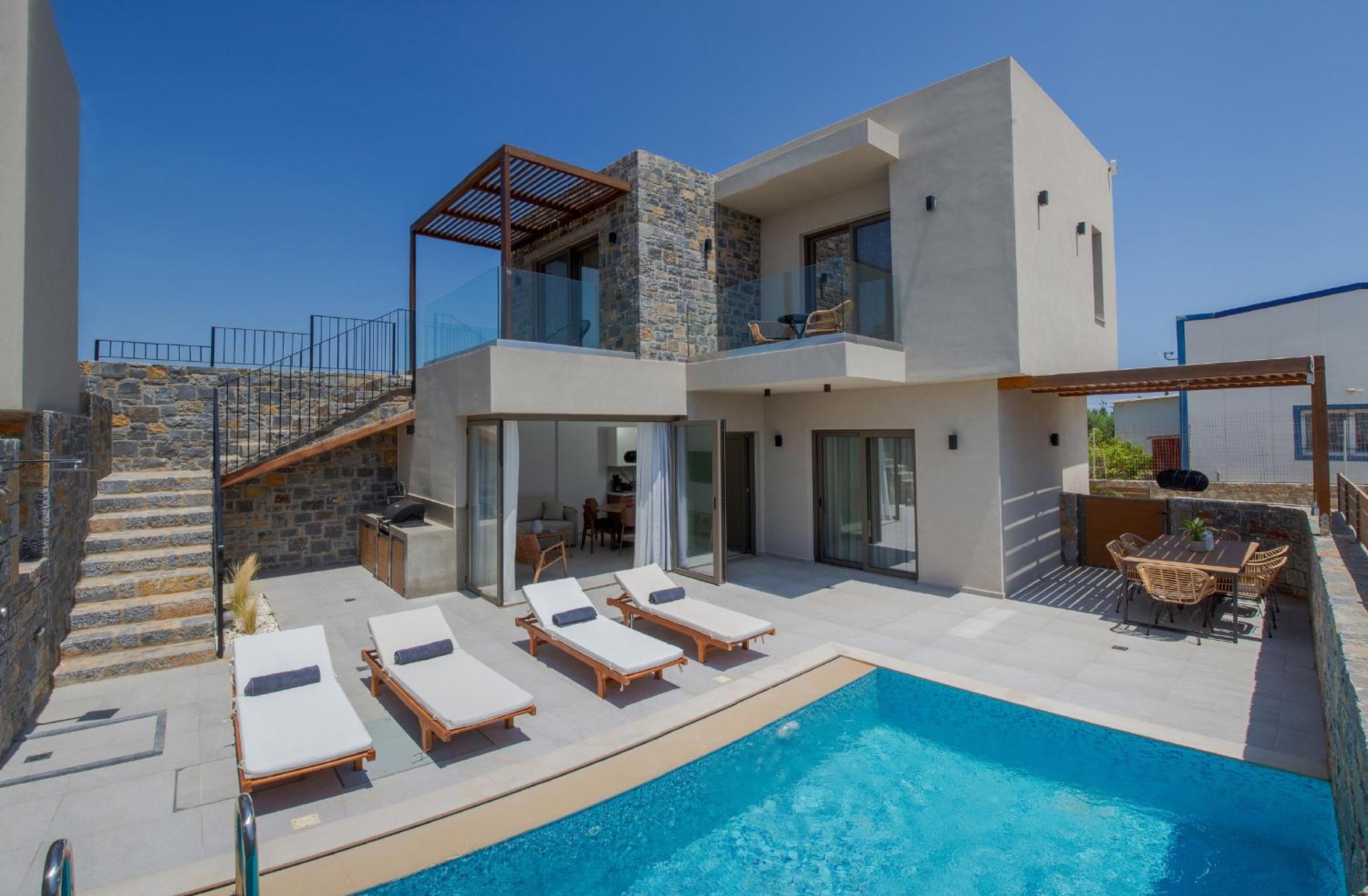Villa with Private Pool photo 2
