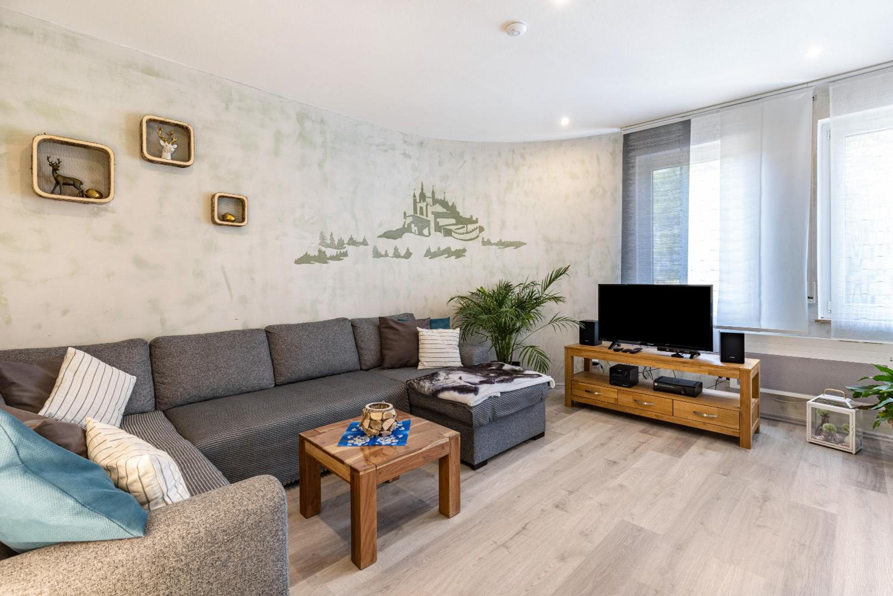Two-Bedroom Deluxe Apartment with Garden View