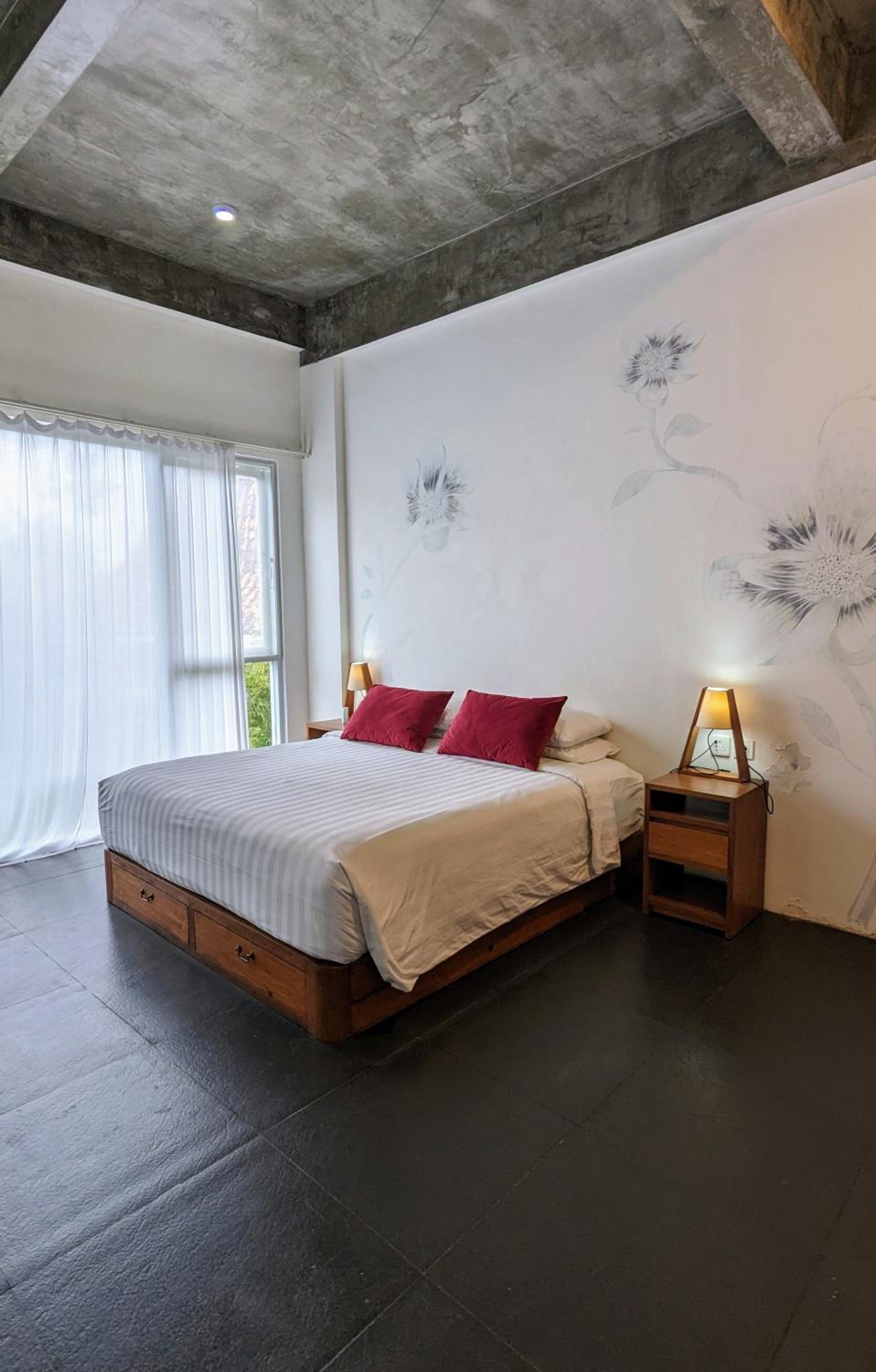 Apartment - Photo 1