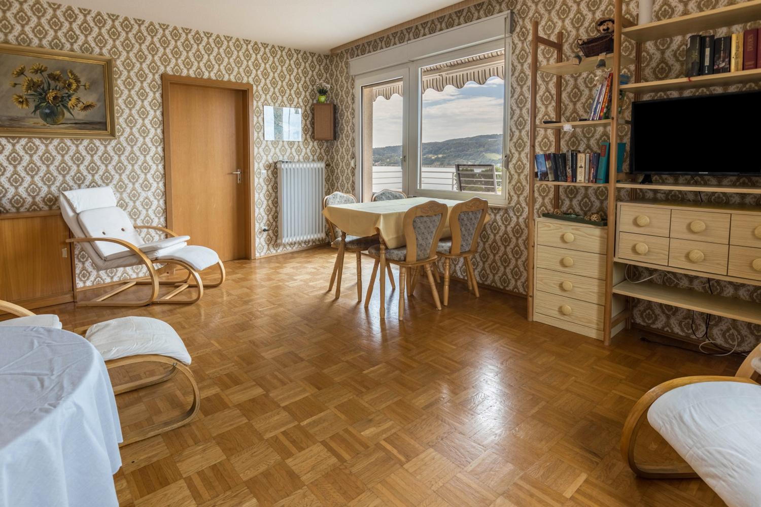 Two-Bedroom Deluxe Apartment with Balcony photo 2