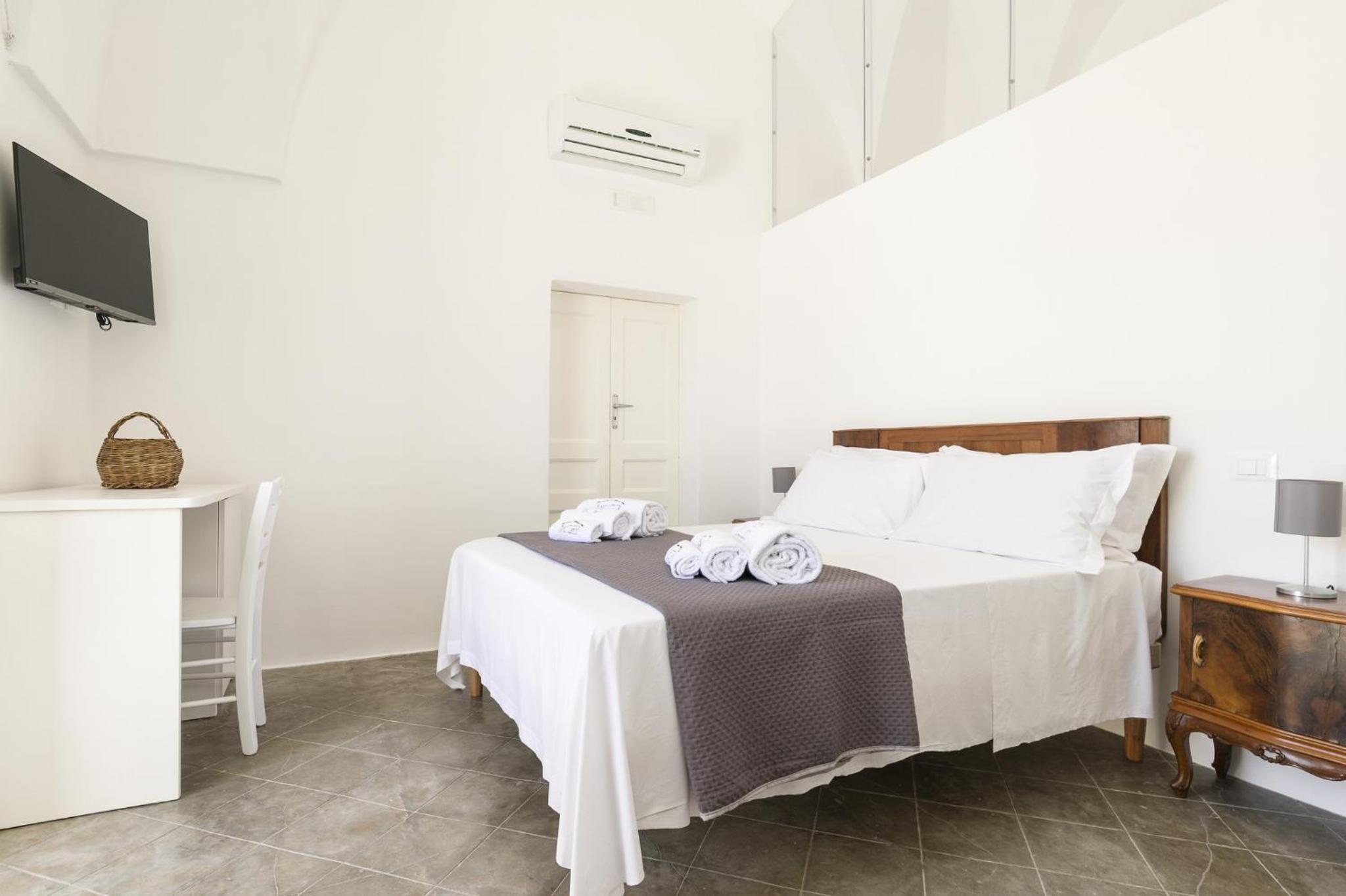 Superior Double Room - Photo 4
