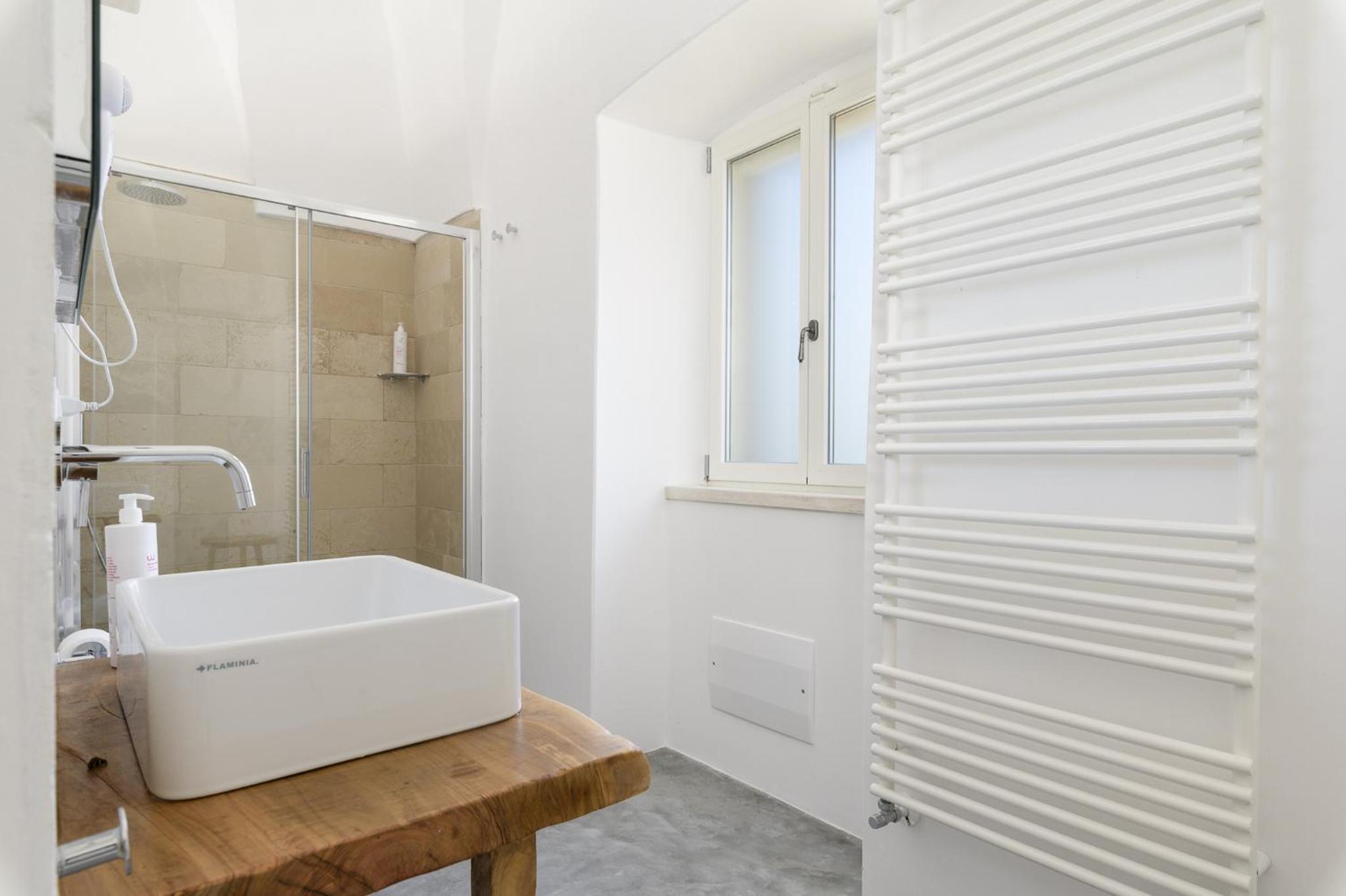 Superior Double Room - Photo 6