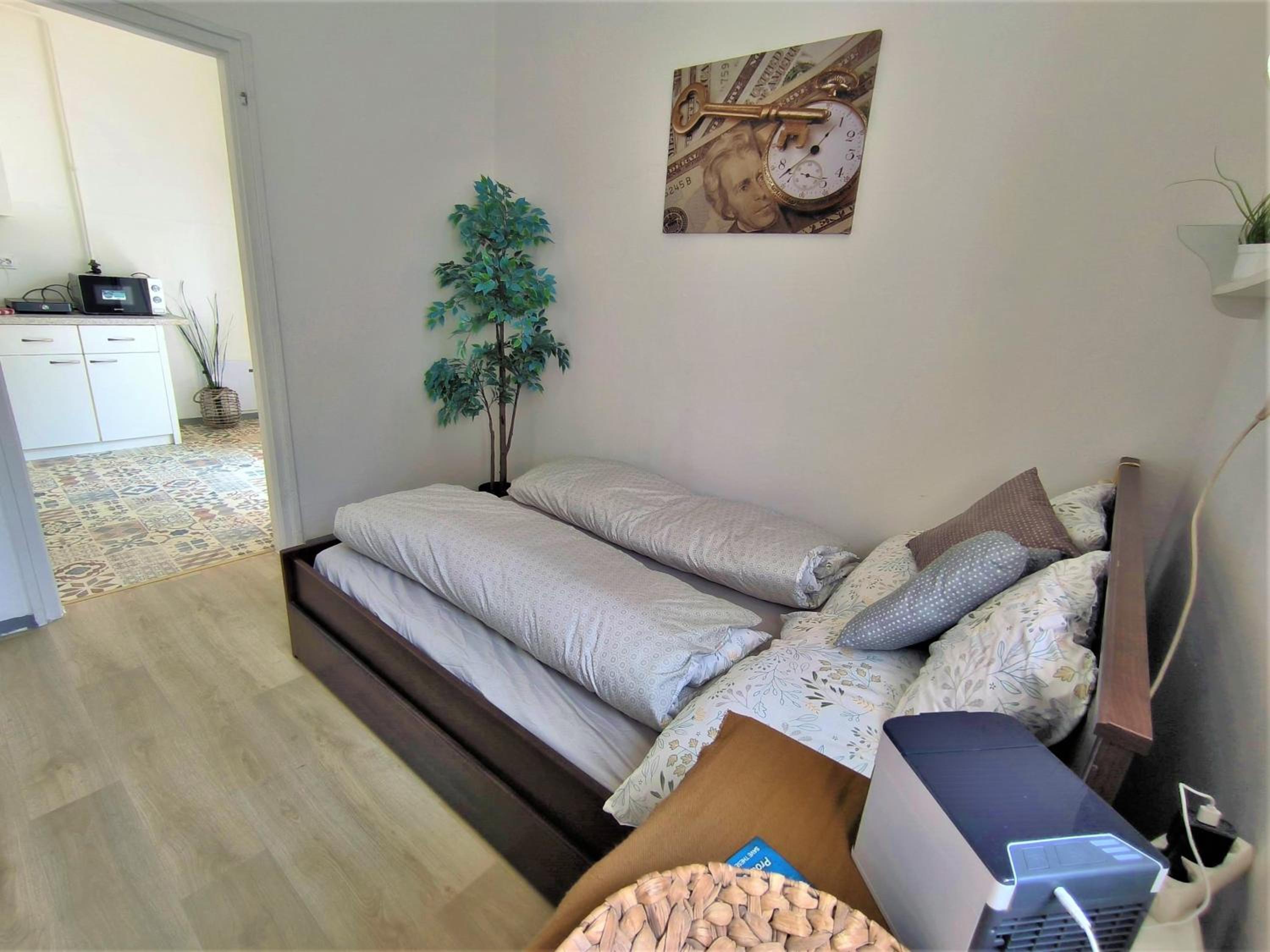Studio Apartment - Photo 10