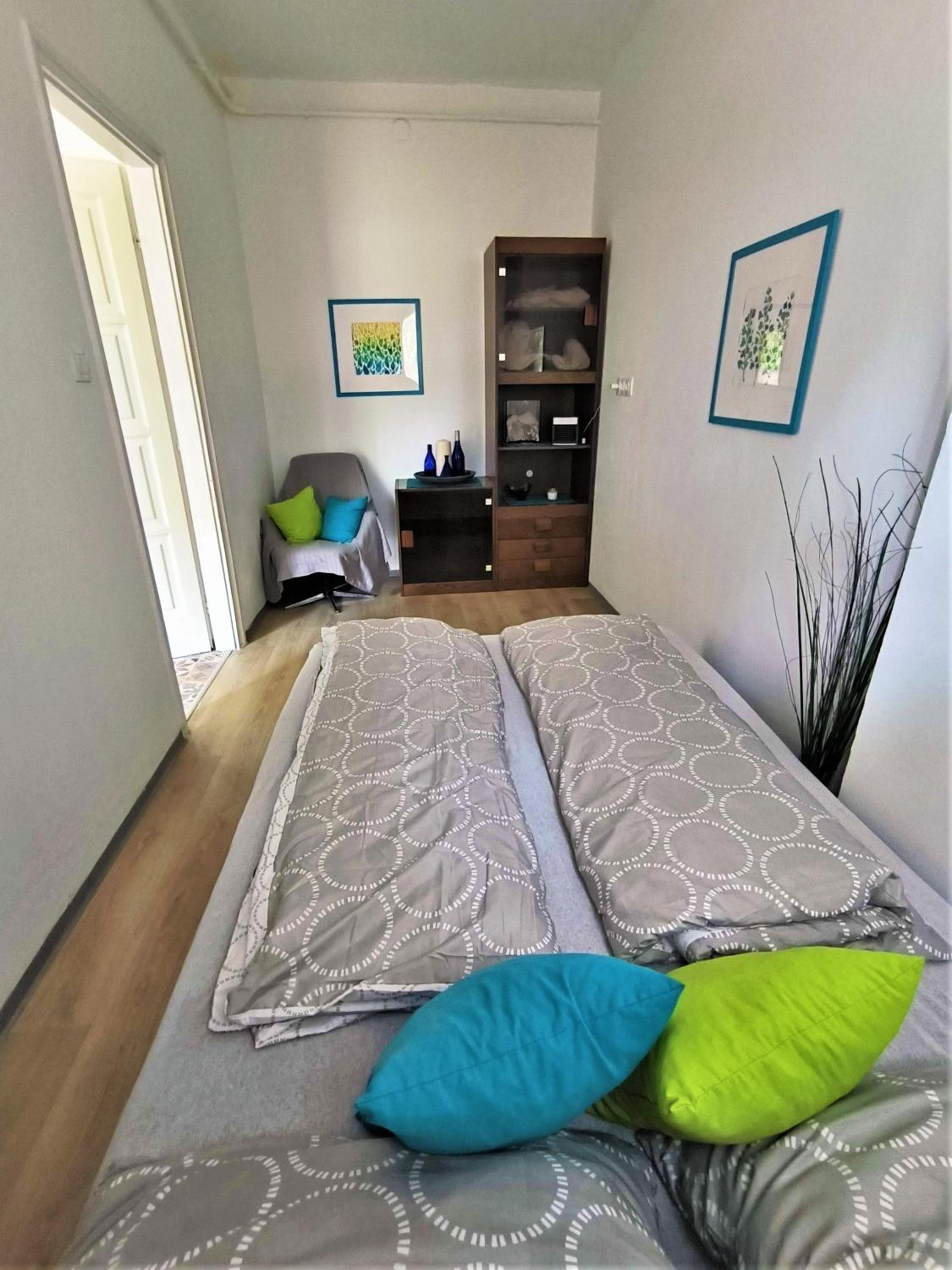 Apartment with Terrace - Photo 13
