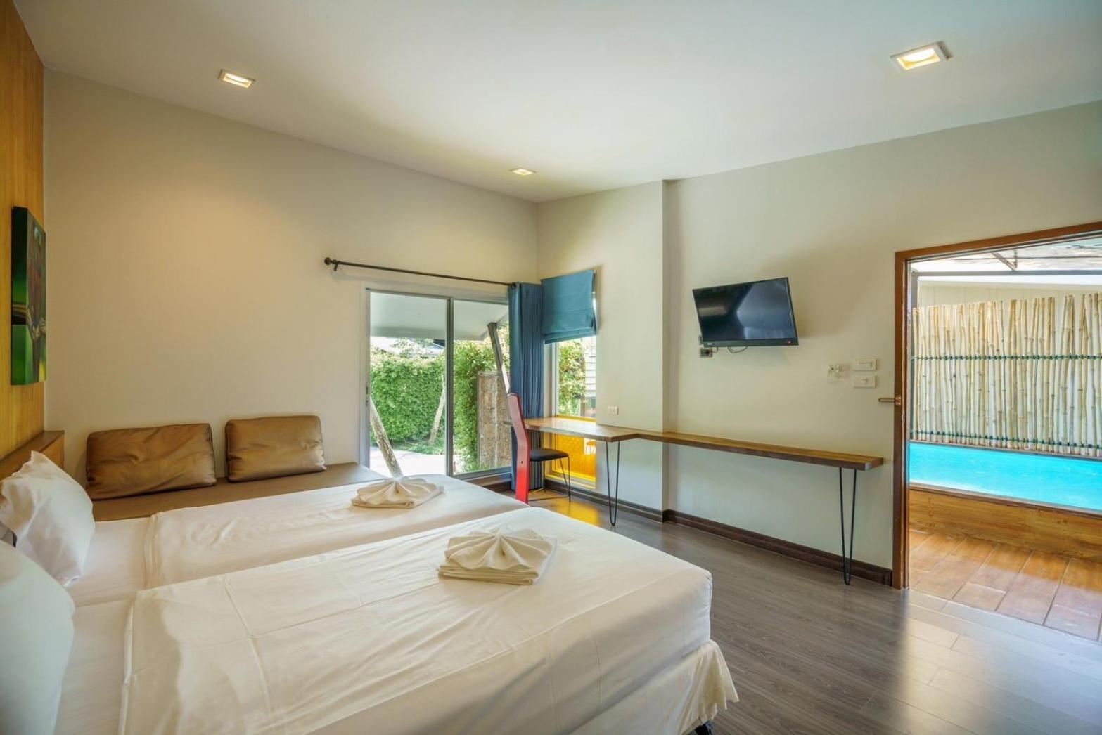 Villa with Private Pool photo 3