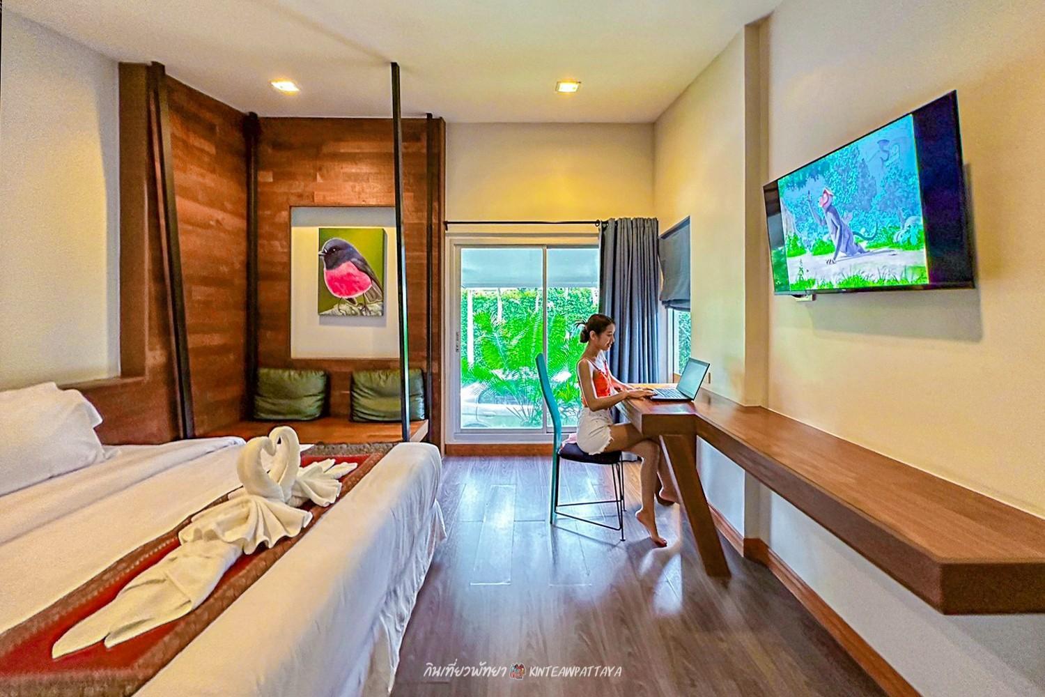 Villa photo 2