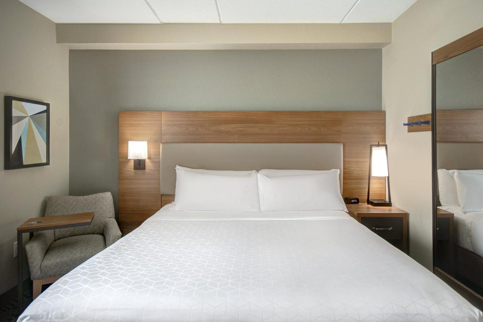 King Studio Suite - Photo 5