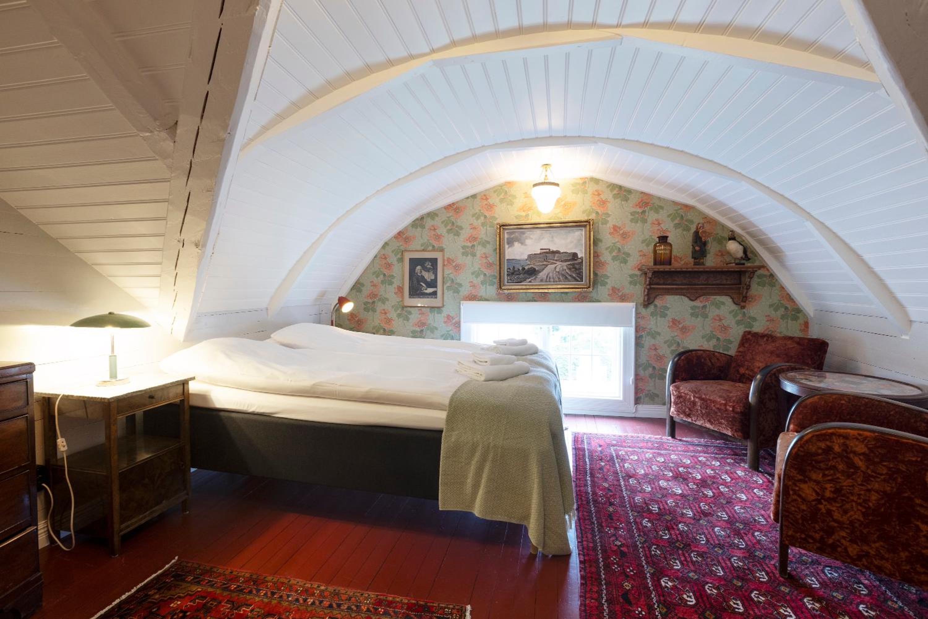 Double Room with Shared Bathroom