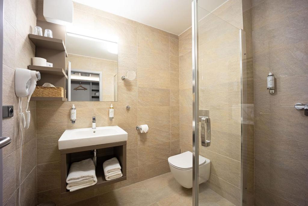 Comfort Double or Twin Room photo 2