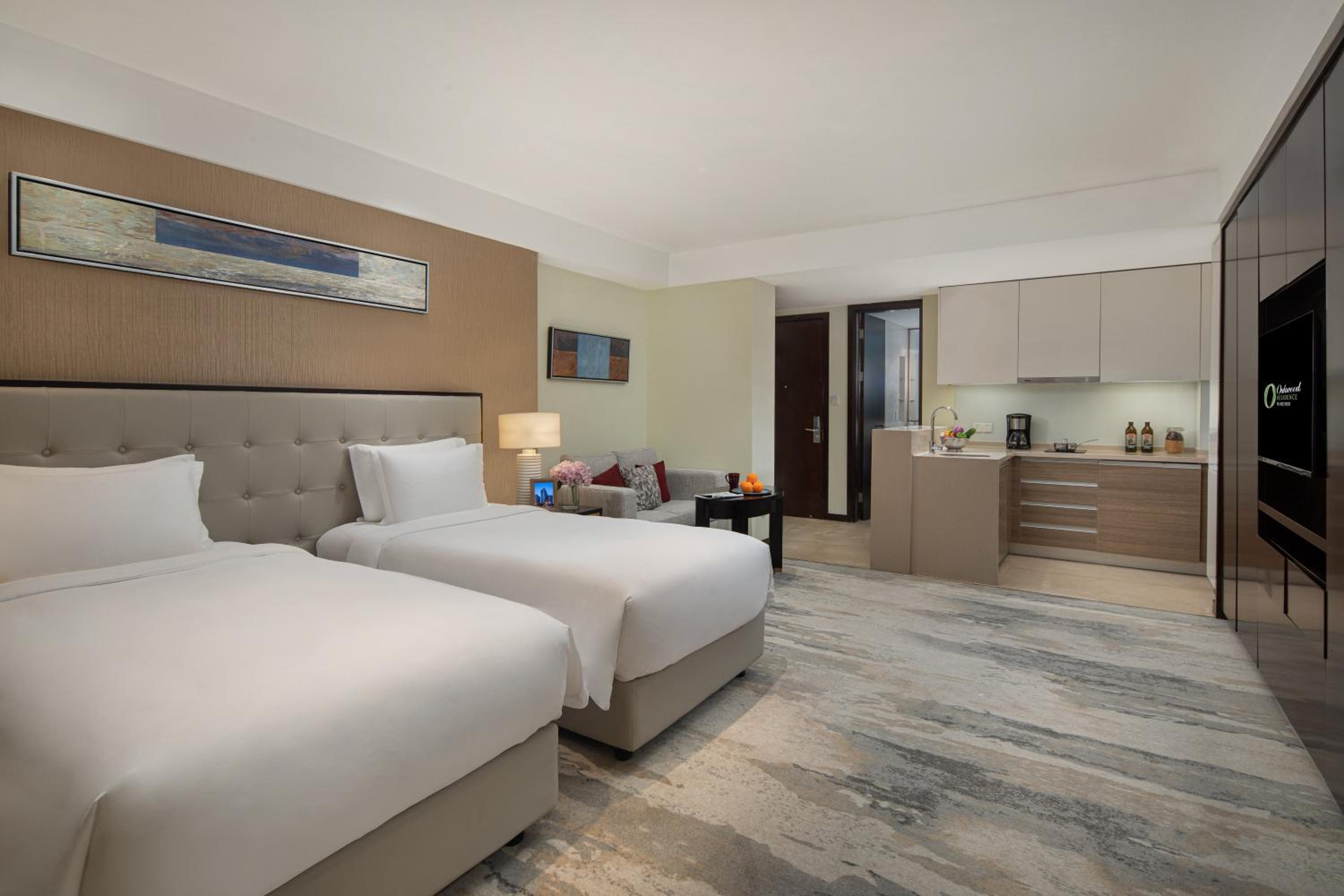 Studio Executive Twin Beds photo 1
