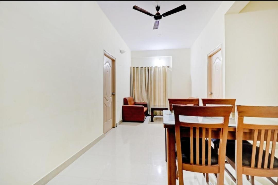Two-Bedroom Apartment - Photo 3
