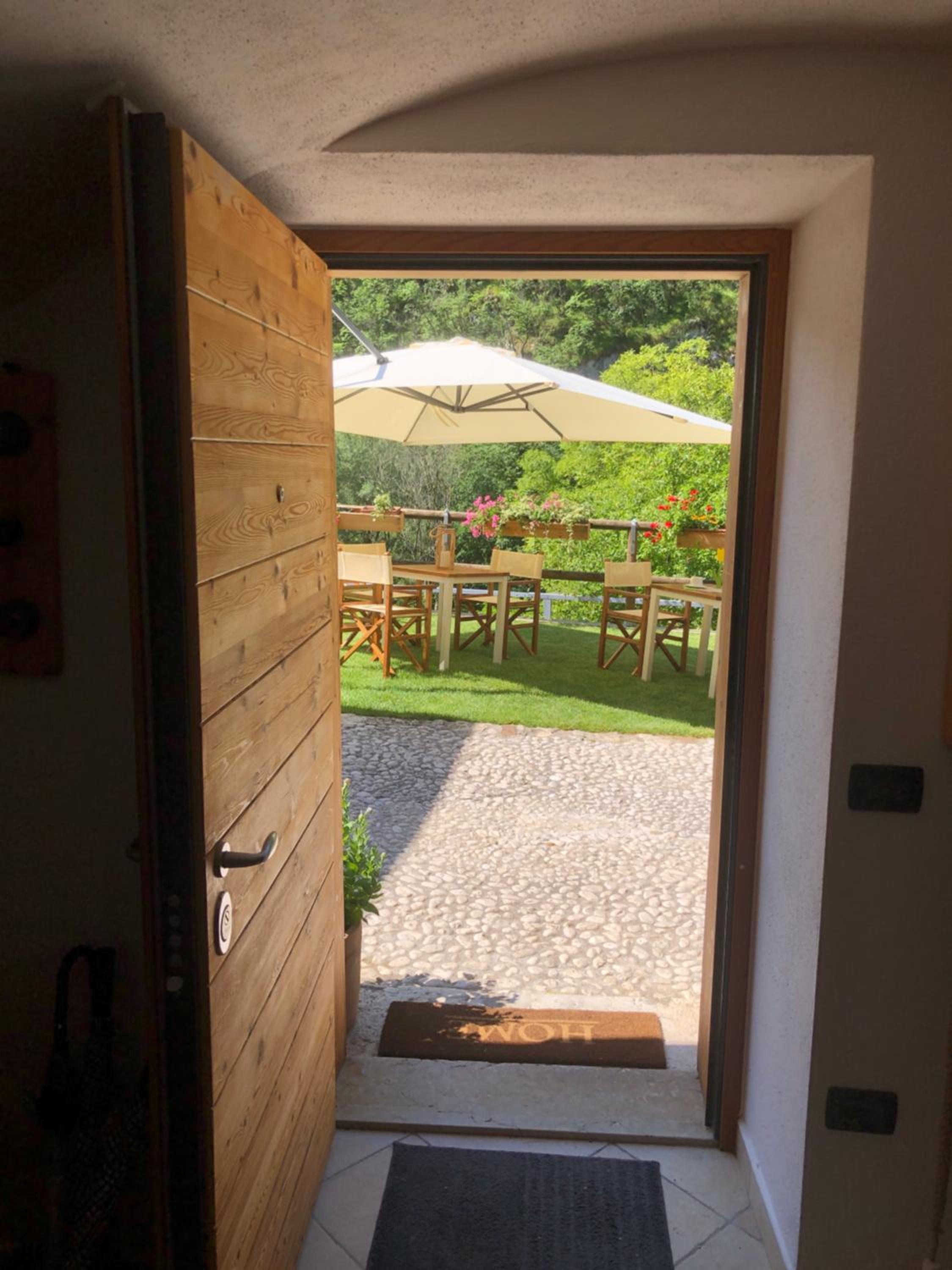 Double Room - Photo 16