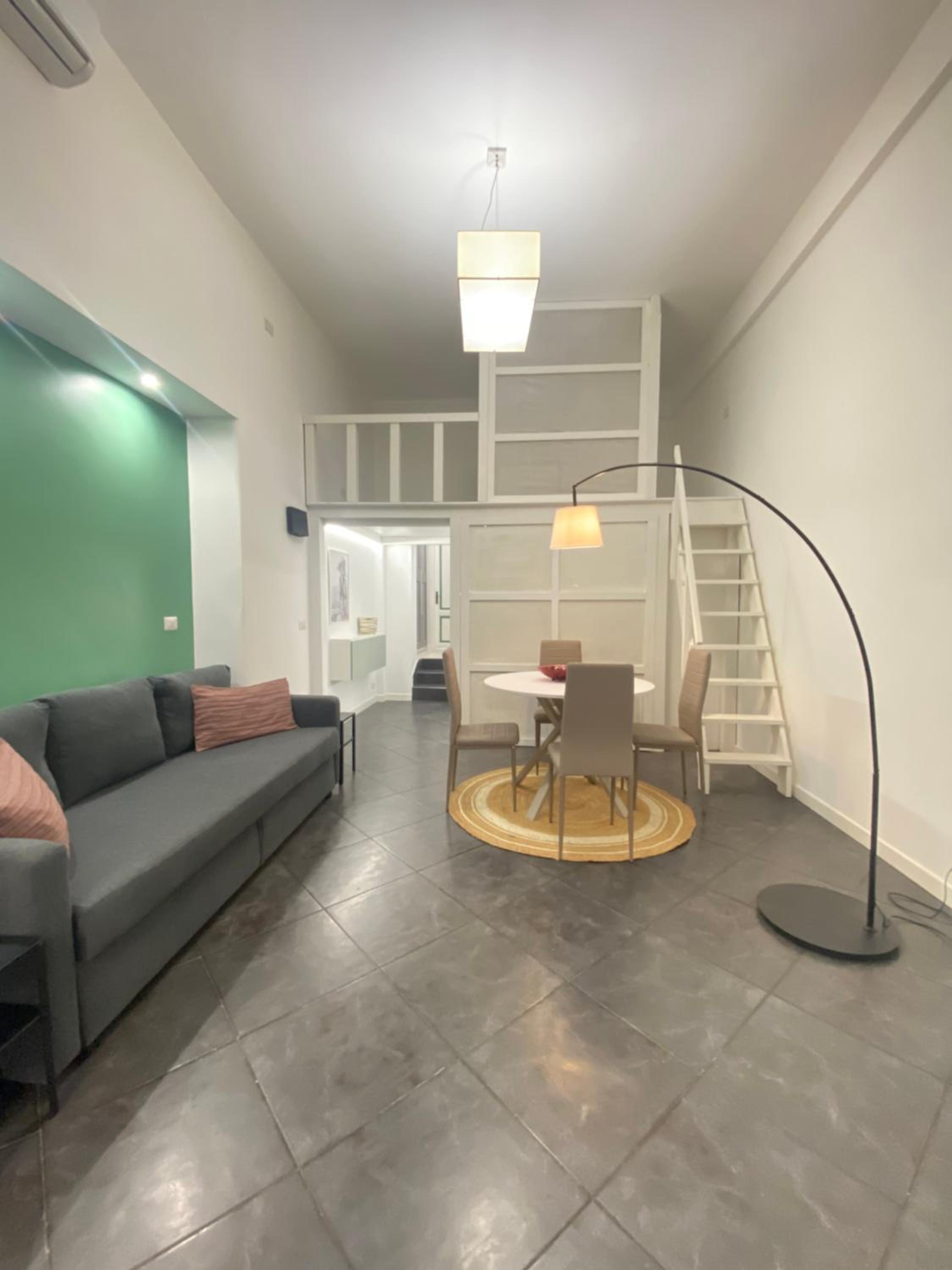 One-Bedroom Apartment
