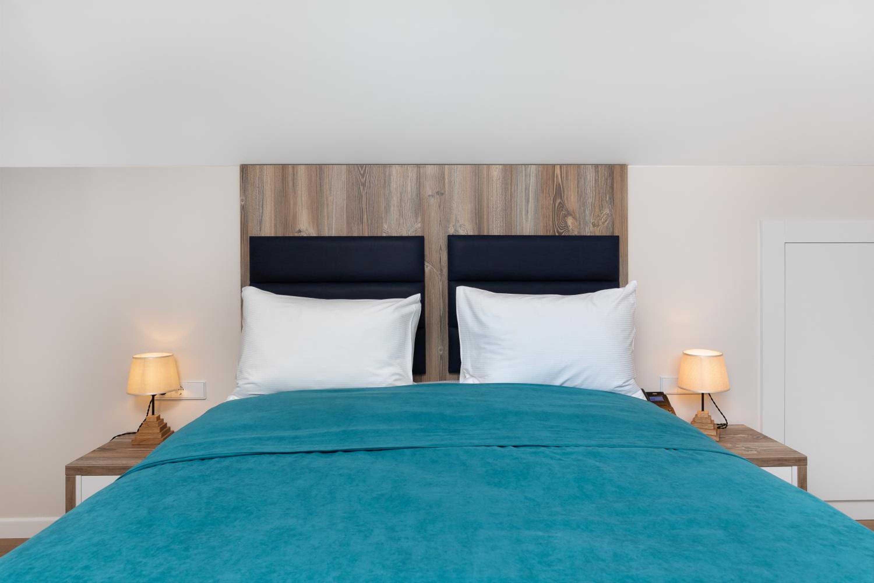 One-Bedroom Suite - Photo 16