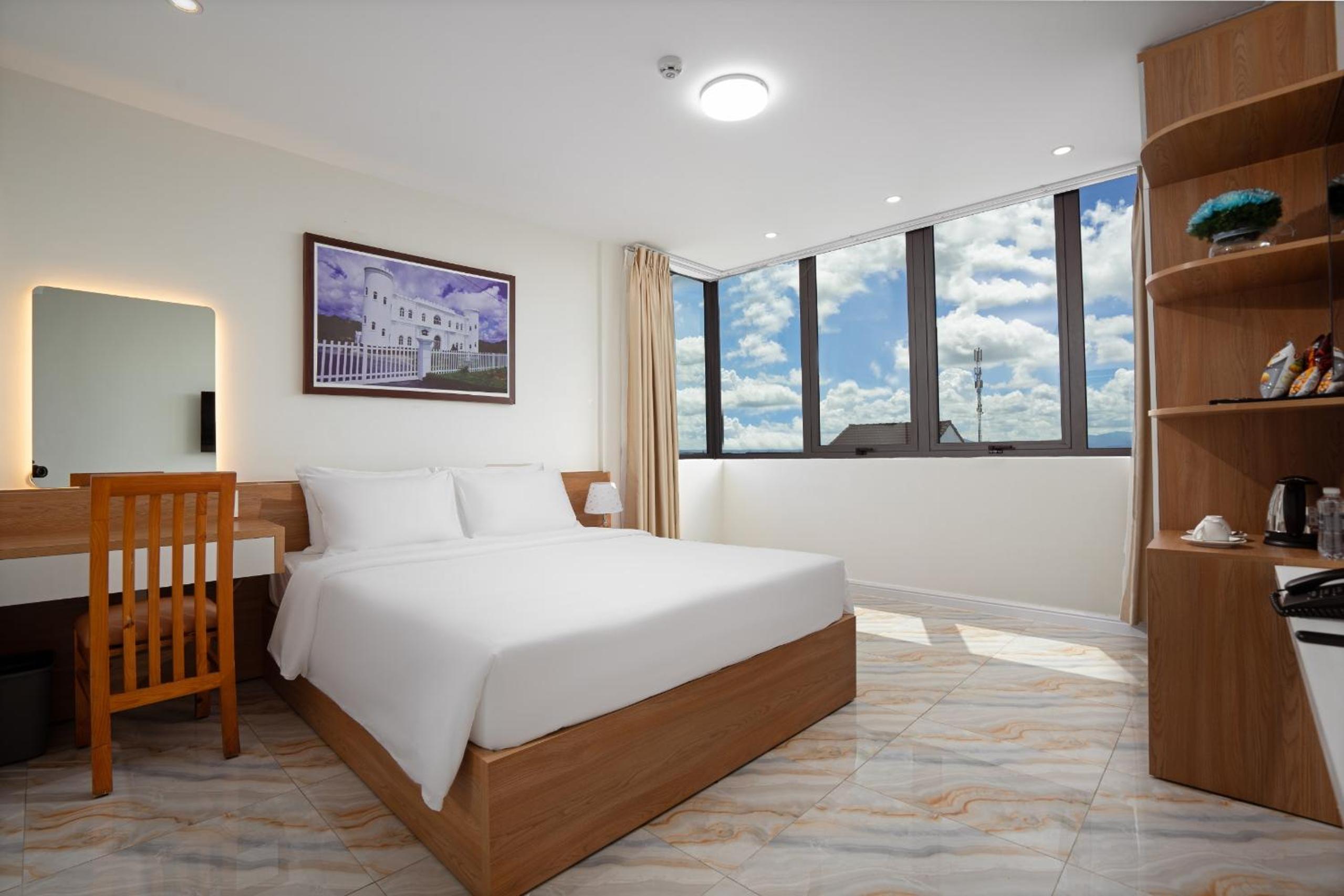 Double Room - Photo 3
