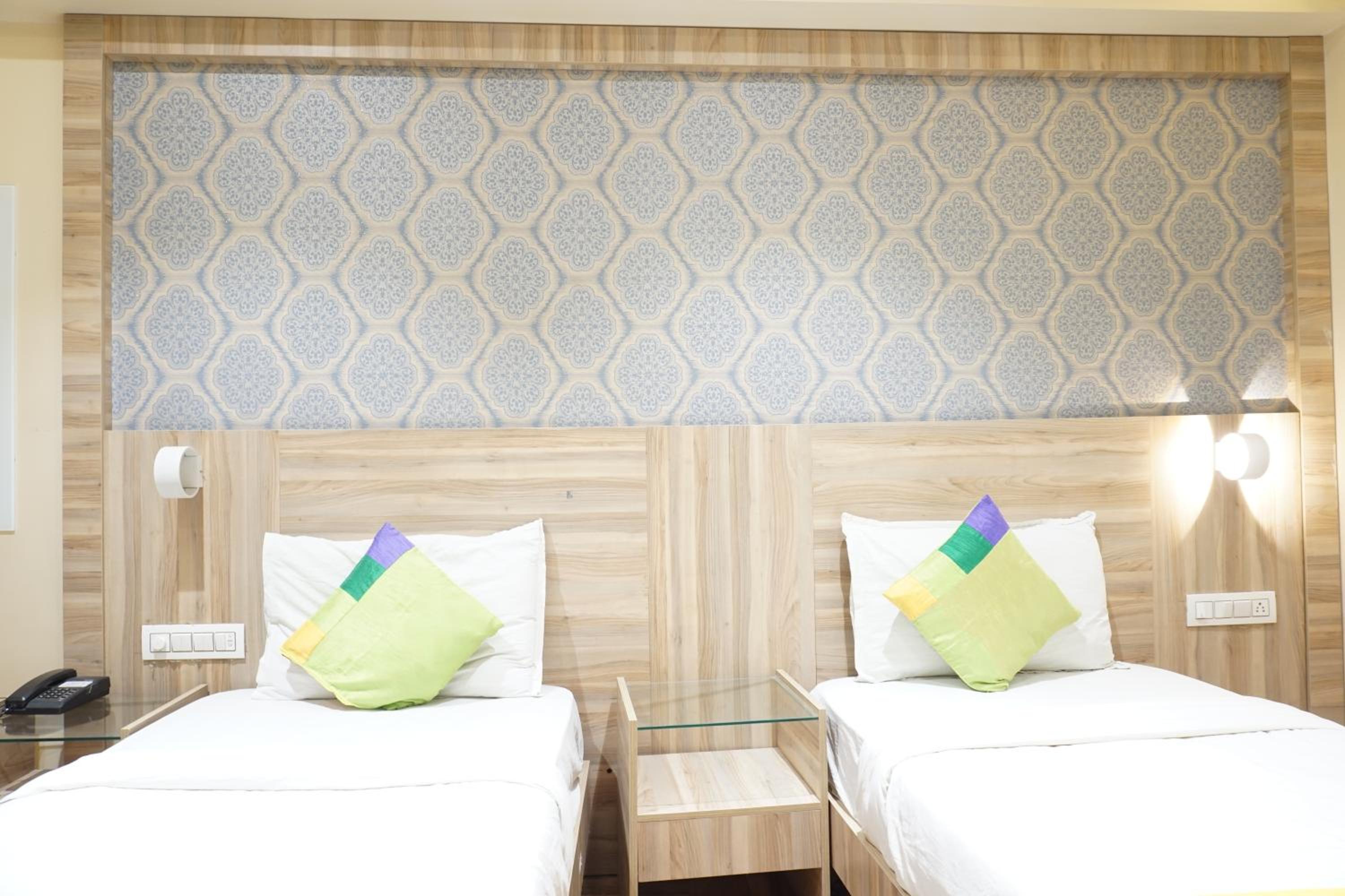 Standard Double Room - Photo 6