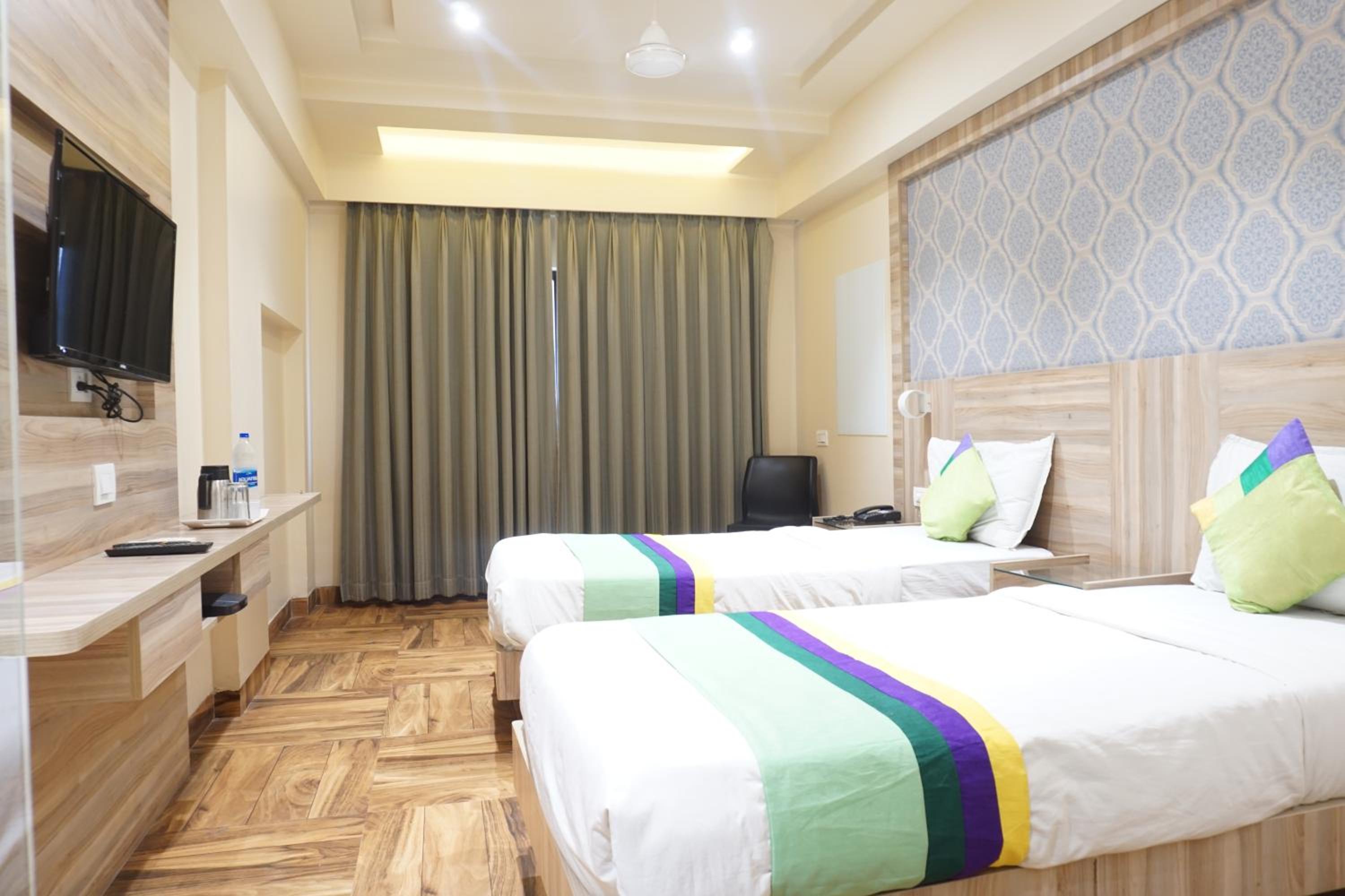 Standard Double Room - Photo 3
