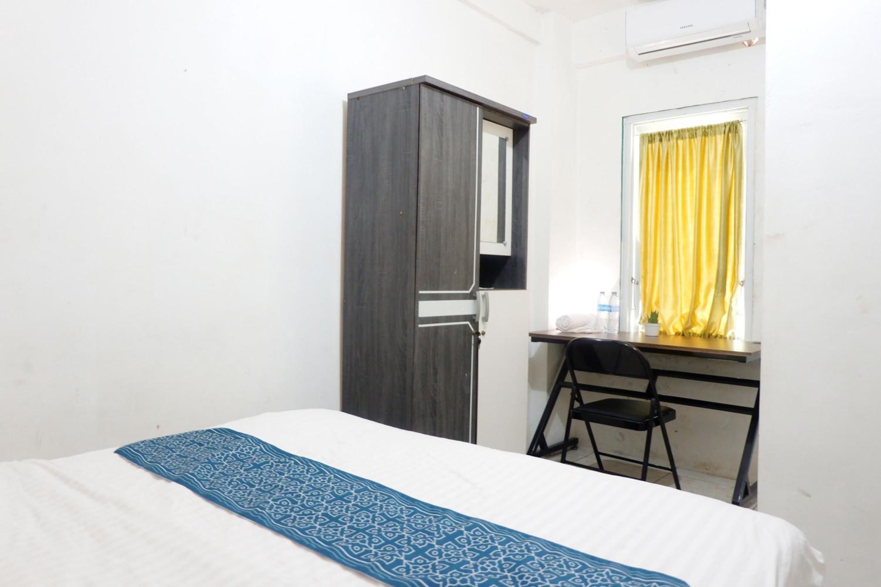 Standard Double Room - Photo 7