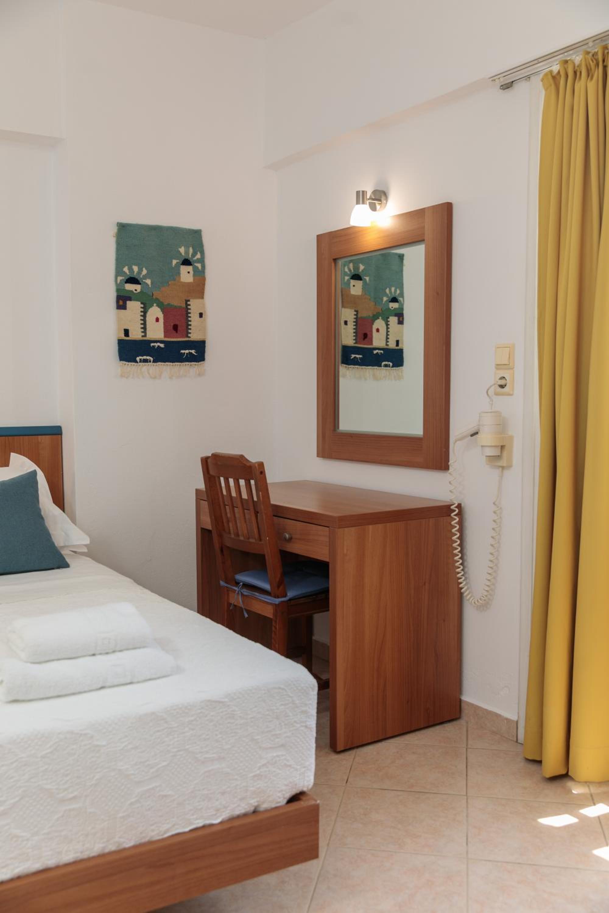 Studio Apartment photo 3