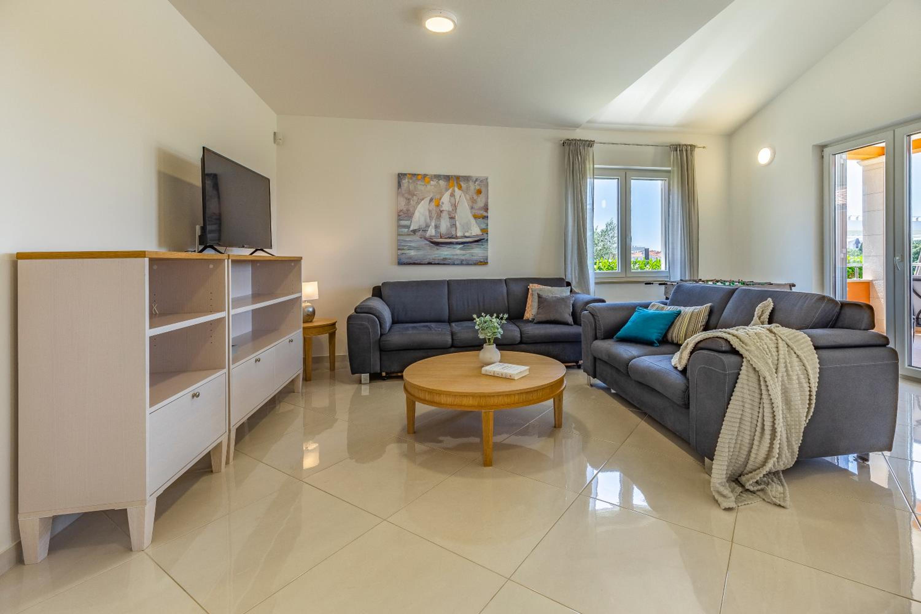 Villa photo 1