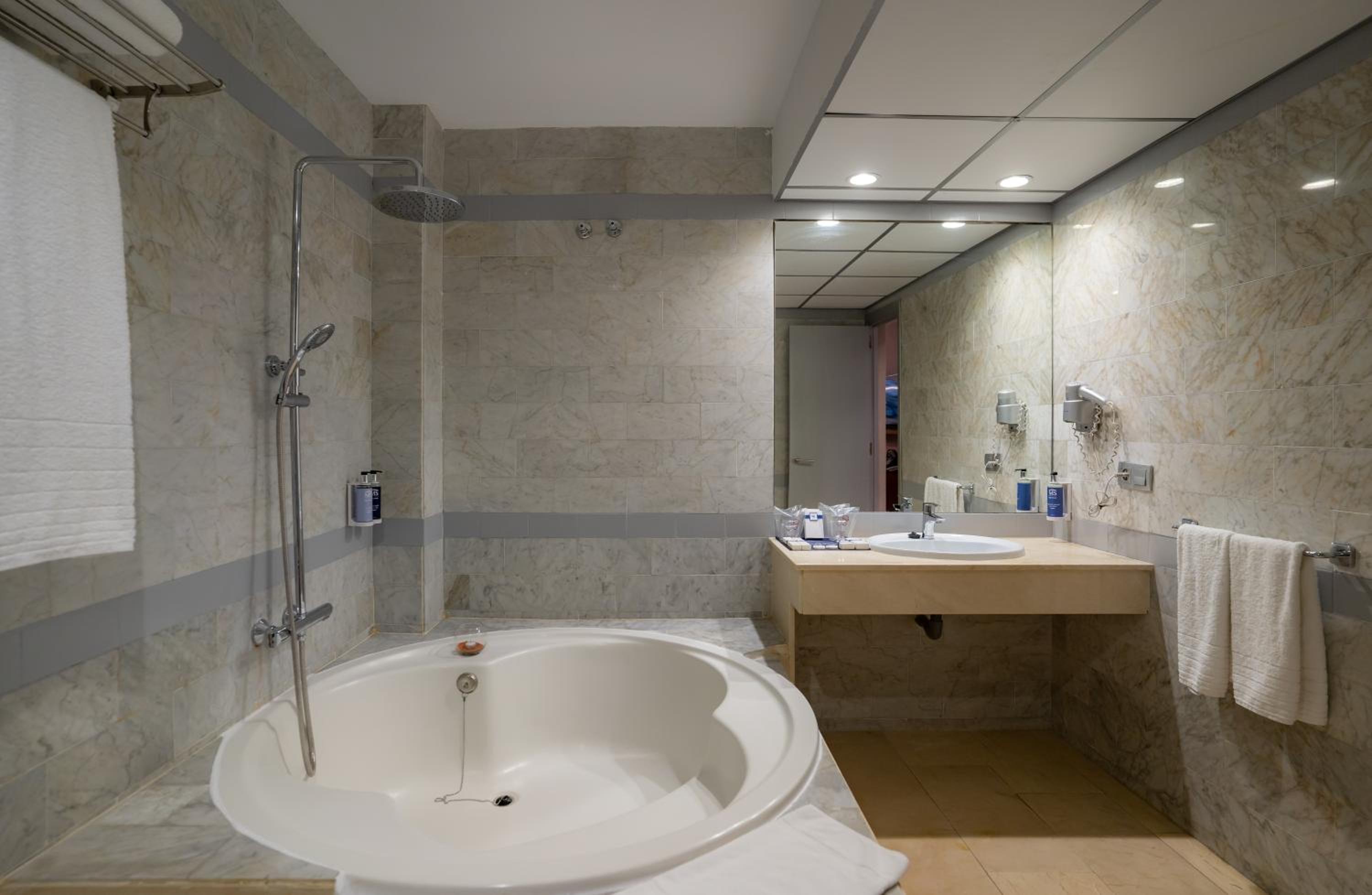 Relax Junior Suite Without Views - Photo 2