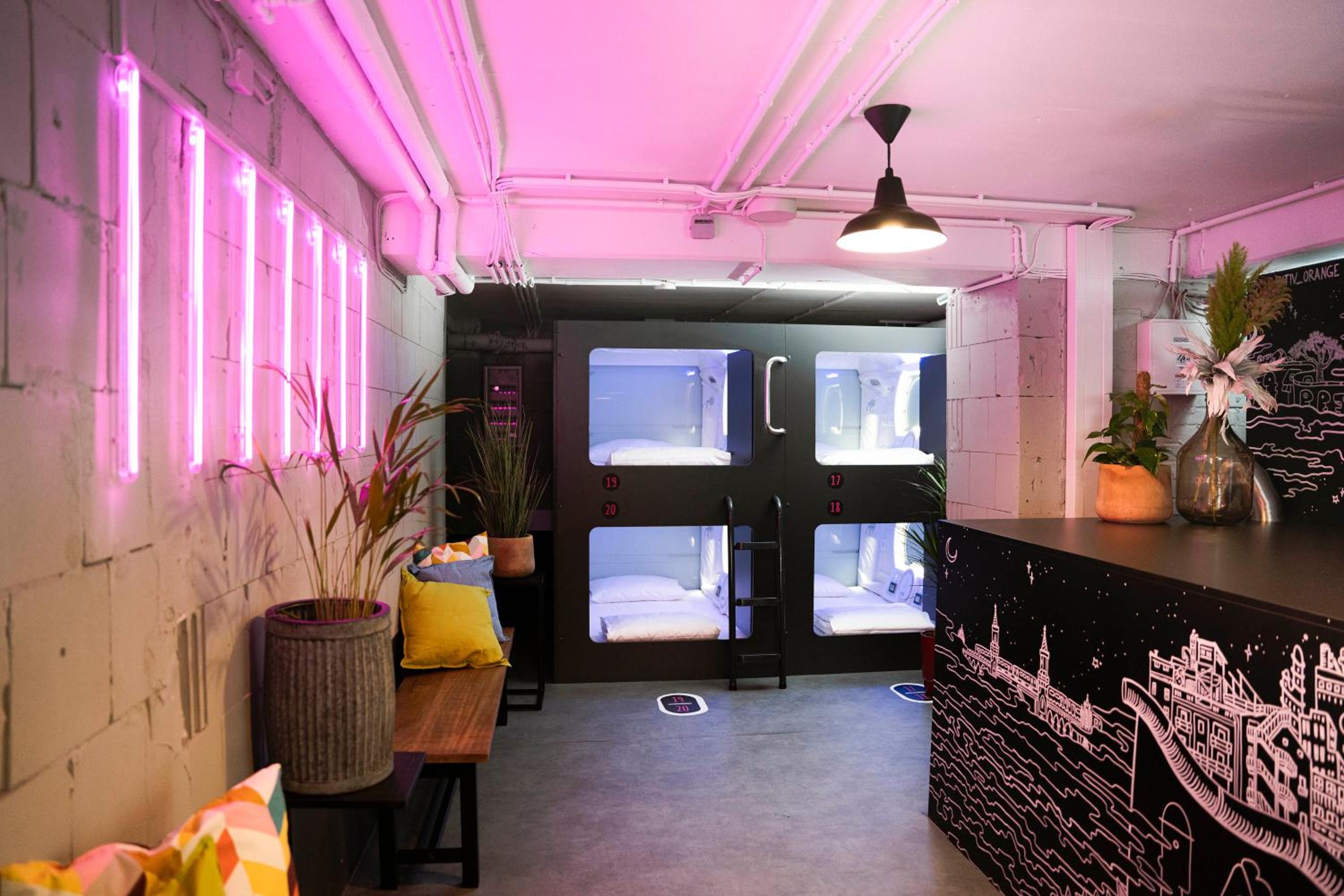 POD with shared bathroom