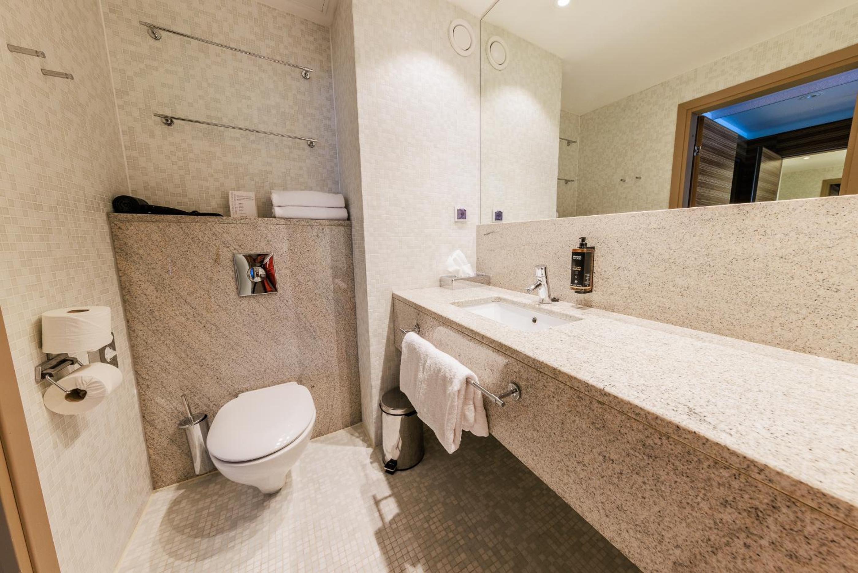 Privilege Double Room - Photo 9