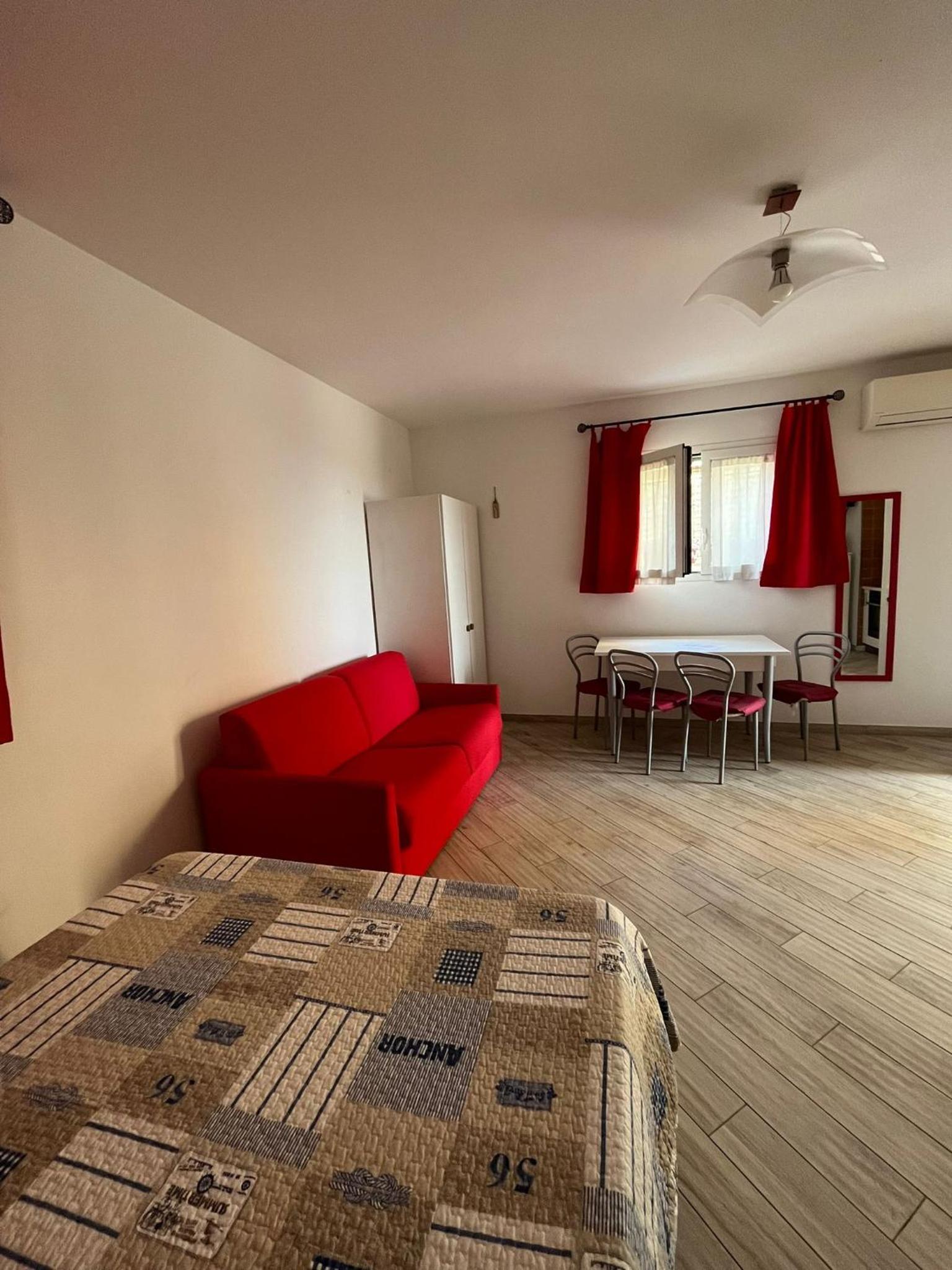 Studio Apartment - Ground Floor, photo 7